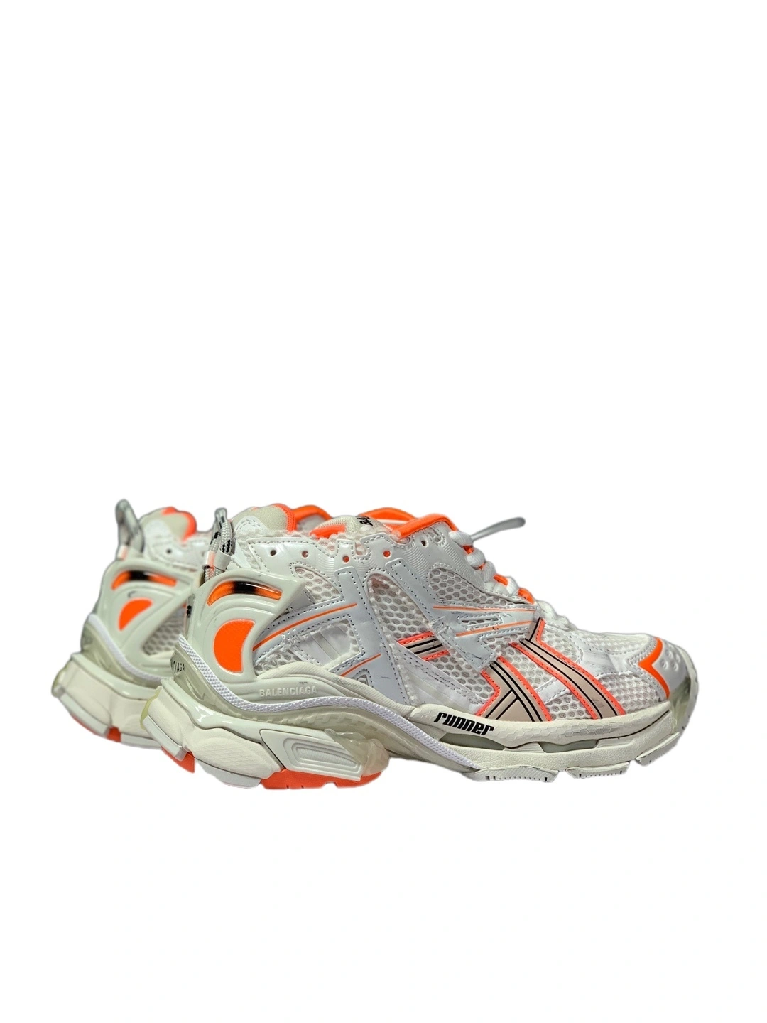 OOBB— 677403W3RBM9770-Runner Demna item:C-X000C0442