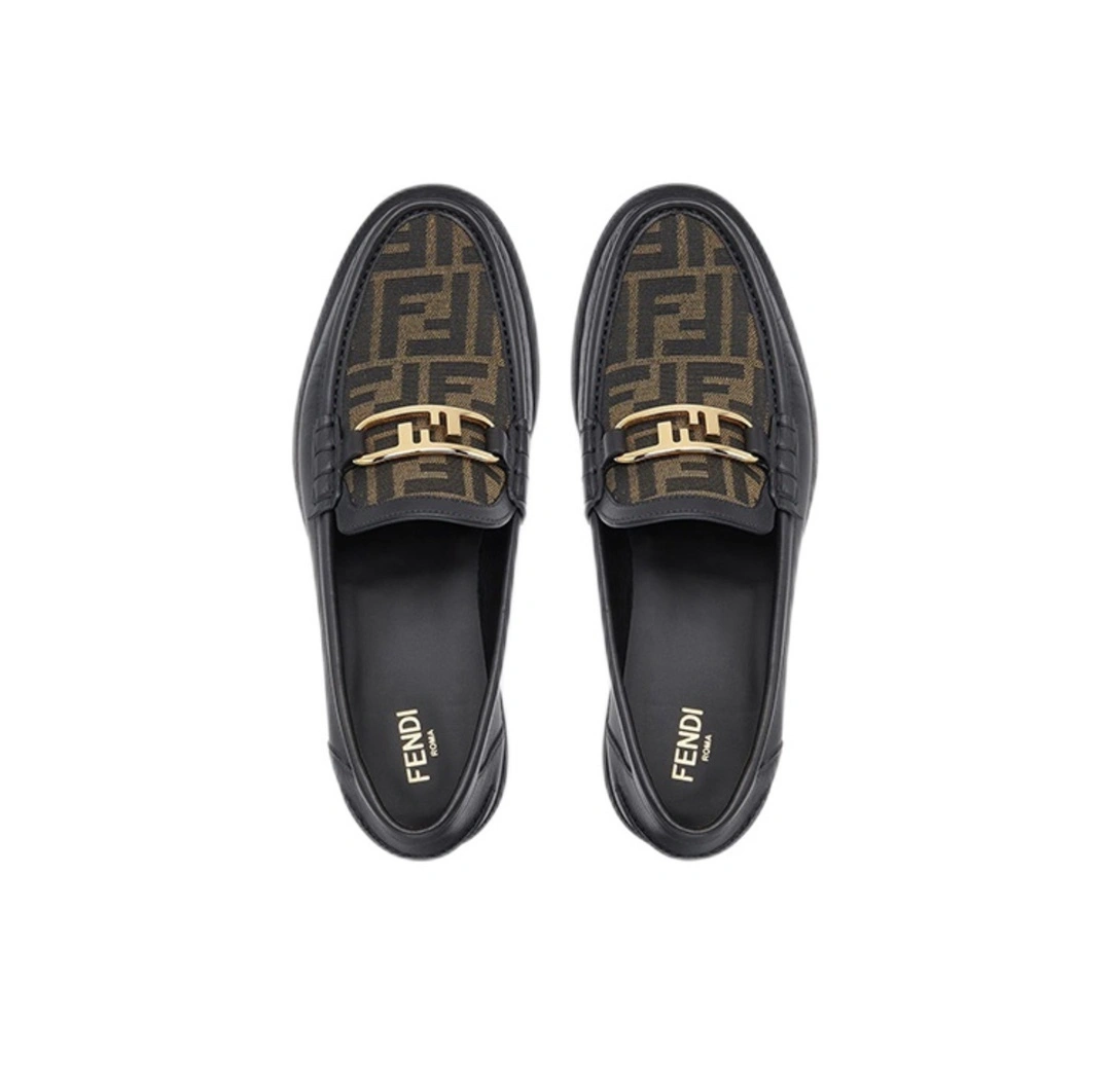 OOBB— 7D1550AJZFF0R7R item:C-X158B1682