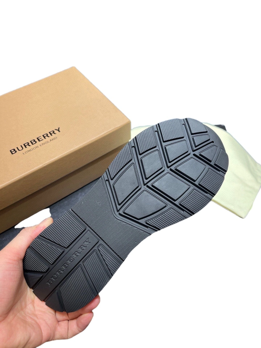 OOBB— 80422001 item:C-X230B1882