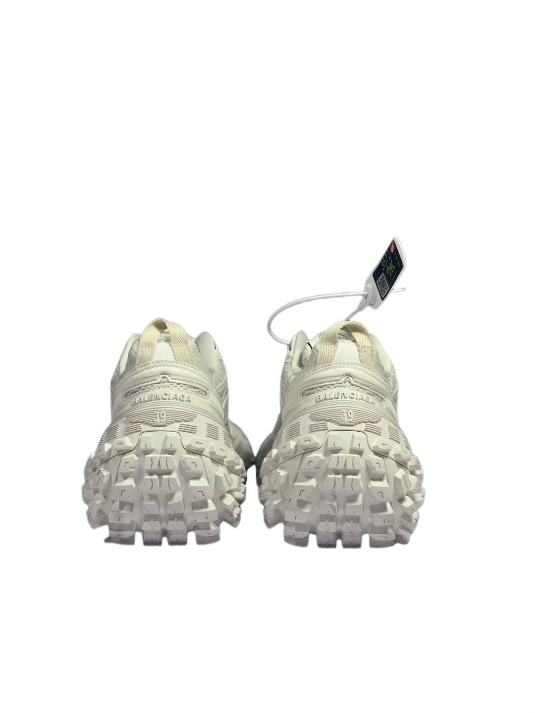 OOBB— Defender 685611W2RAA9110 item:C-X000C0404