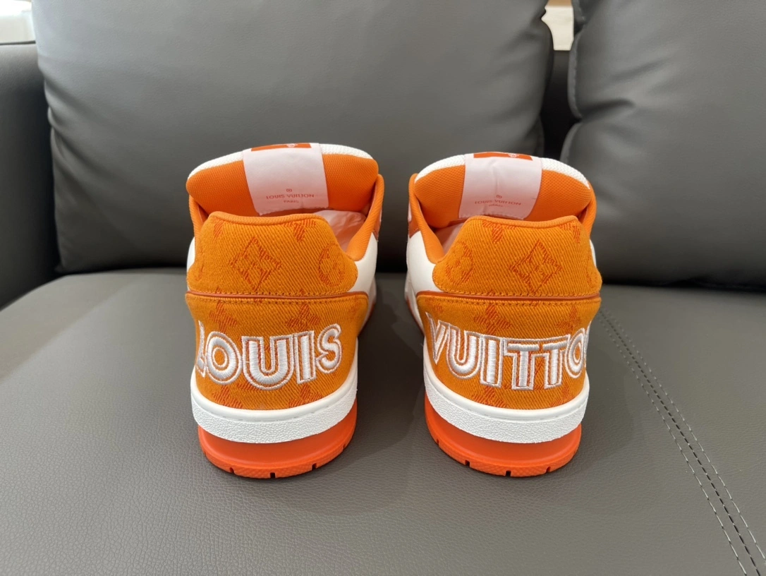 OOBB— FV5675 Trainer item:C-X230B1653