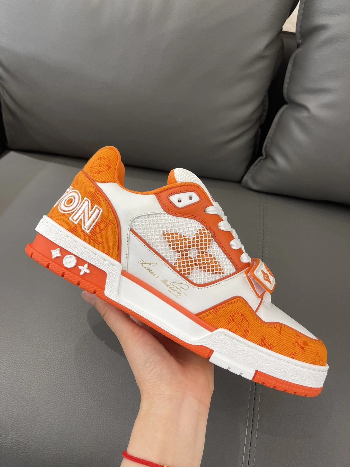 OOBB— FV5675 Trainer item:C-X230B1653