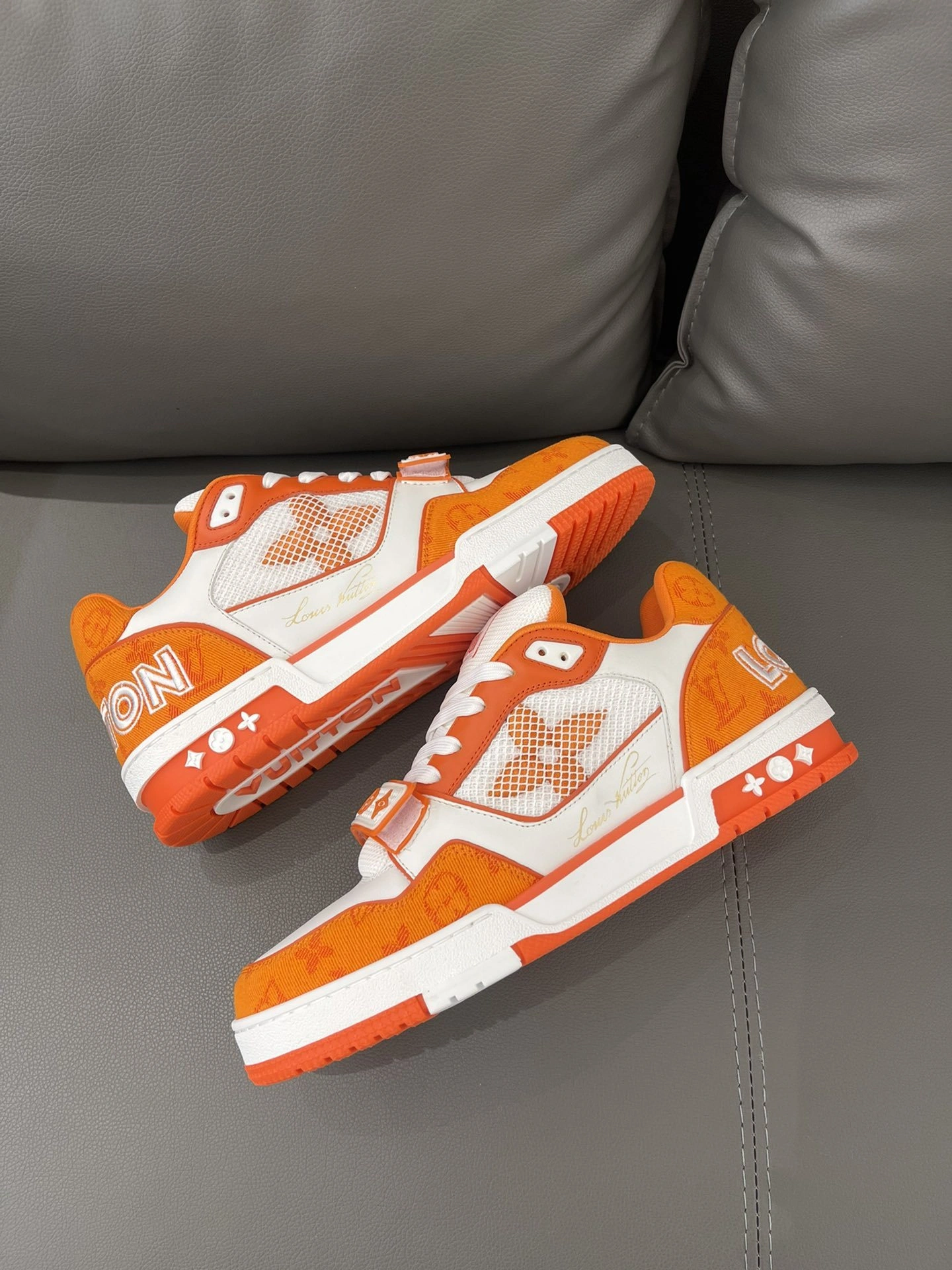 OOBB— FV5675 Trainer item:C-X230B1653