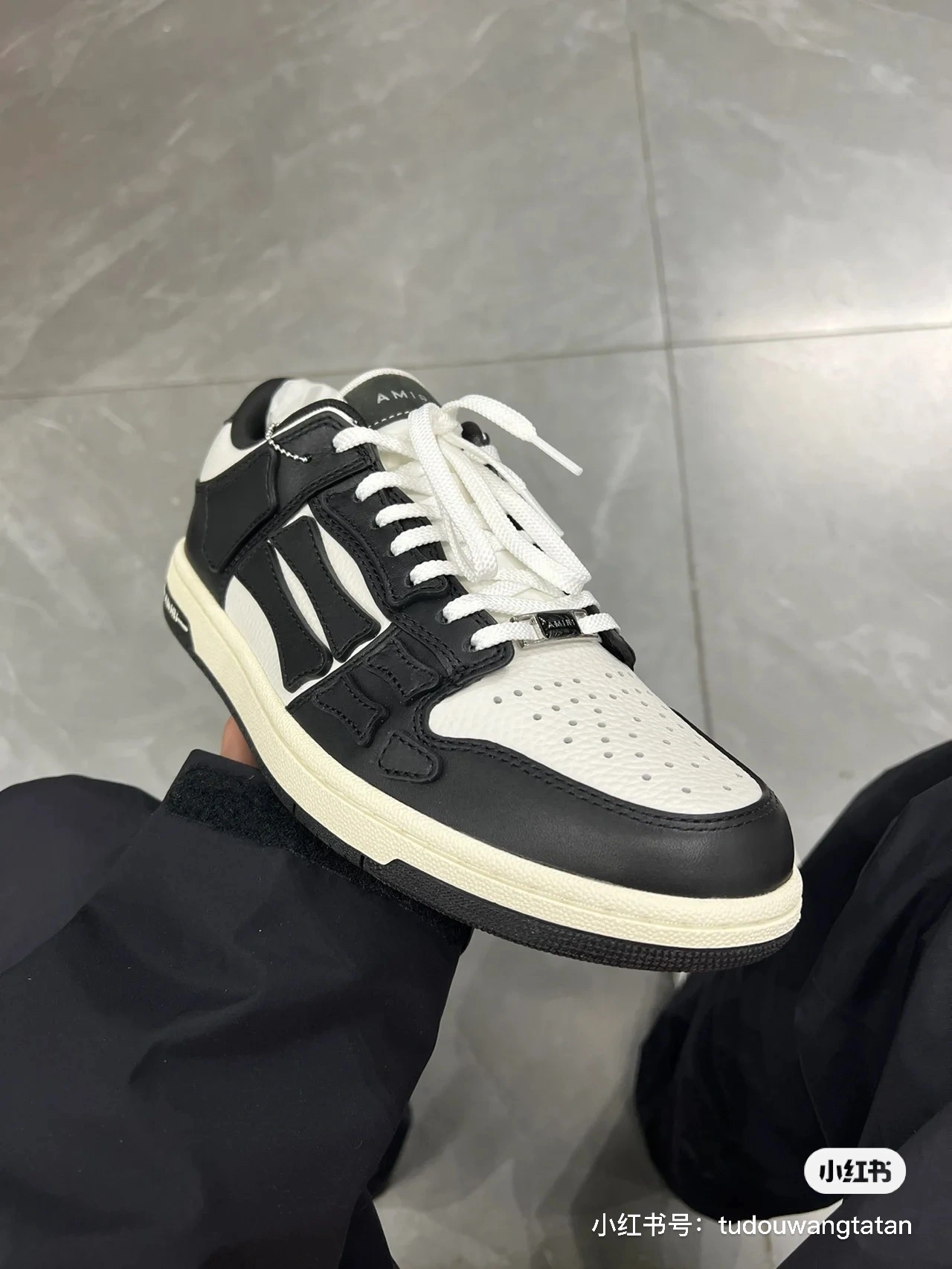 OOBB— WFS003-111 SKEL-TOP LOGO item:C-X158C0621