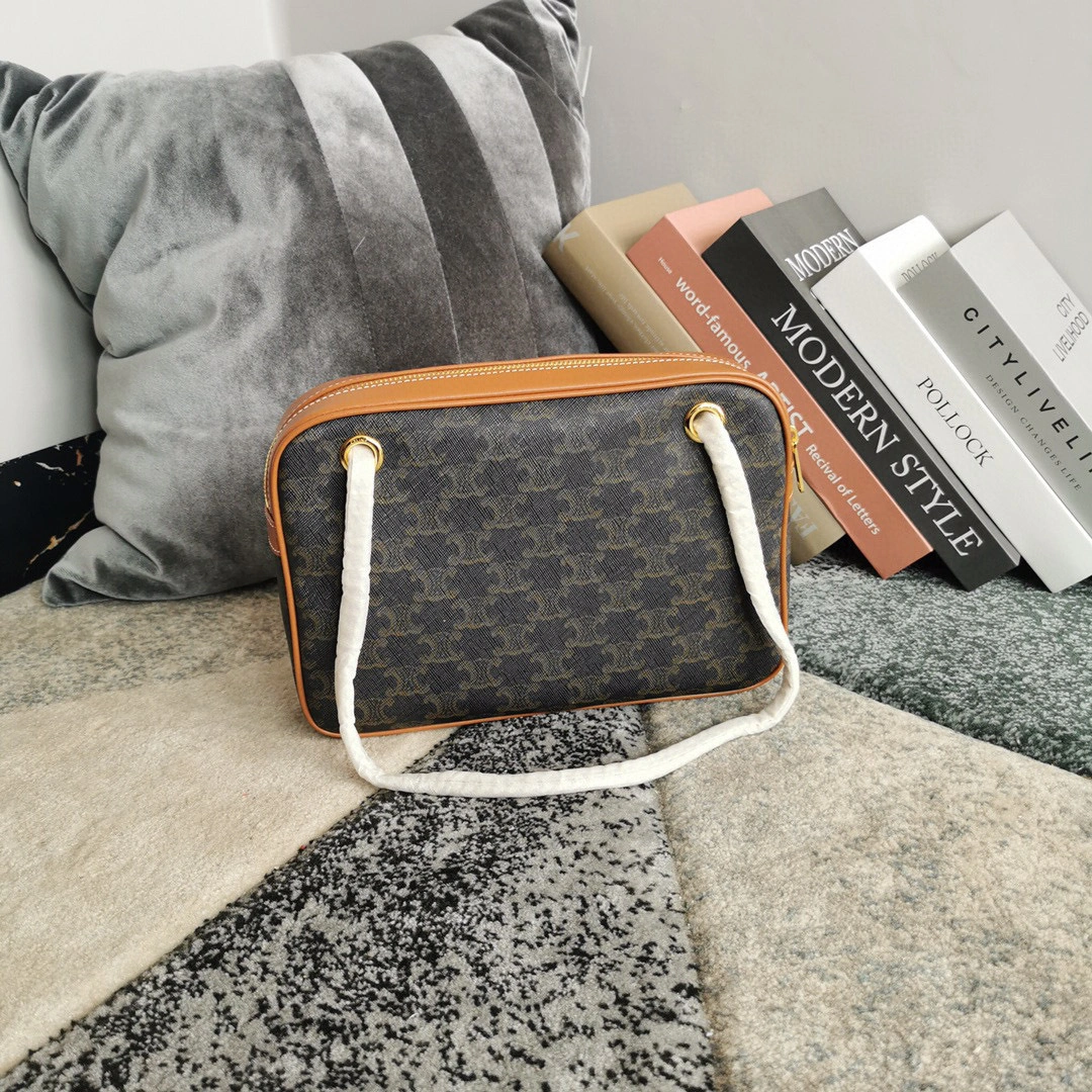 PATAPANS TRIOMPHE CANVAS item:B-B068B1406