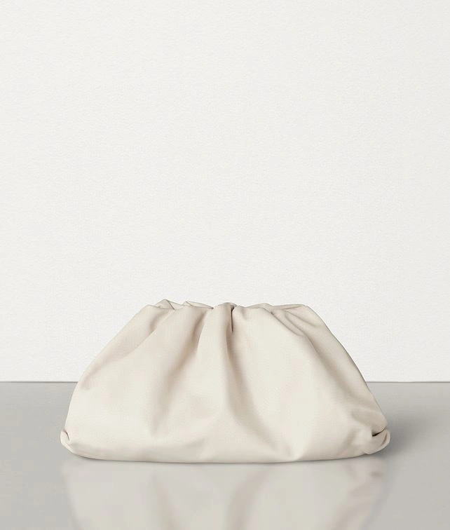 &POUCH buttermilk skin 576227VBIU52030, counters quality item: 086I134B1280I1459