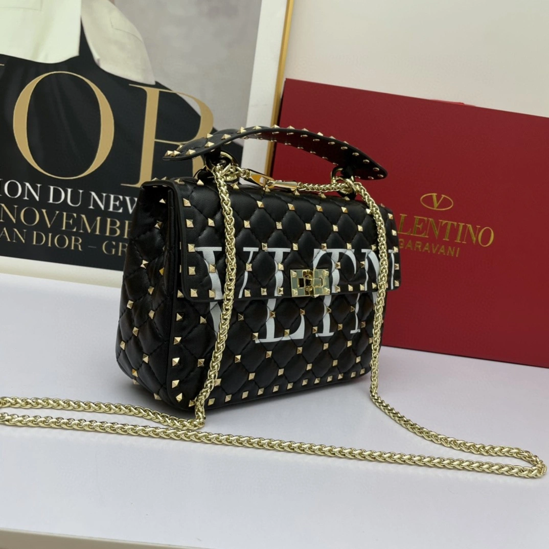 PW0B0122-XQC-NER sheephide Rockstud Spike item : BT-B225D0835W