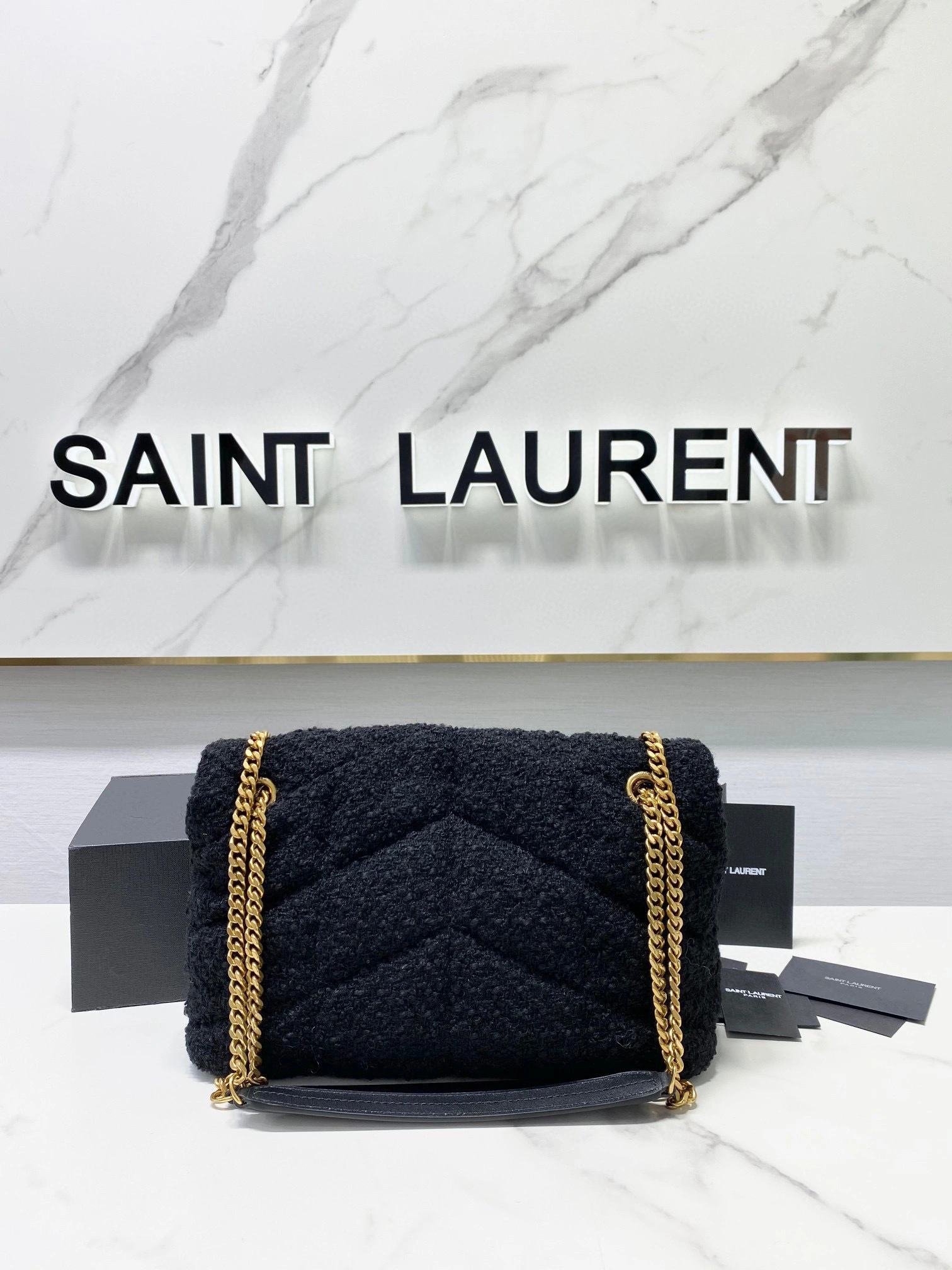 Paris 577475 item:B-B000B2433