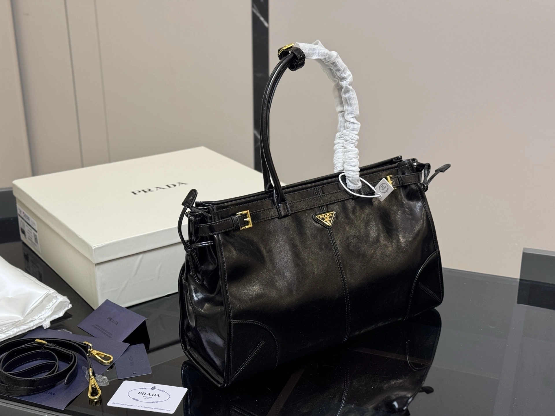 Pr141 1BA433_2CYR_F0002_V_MOO 1BA426_2CYR_F0002_V_MOO cowhide item:ET-B234G3050