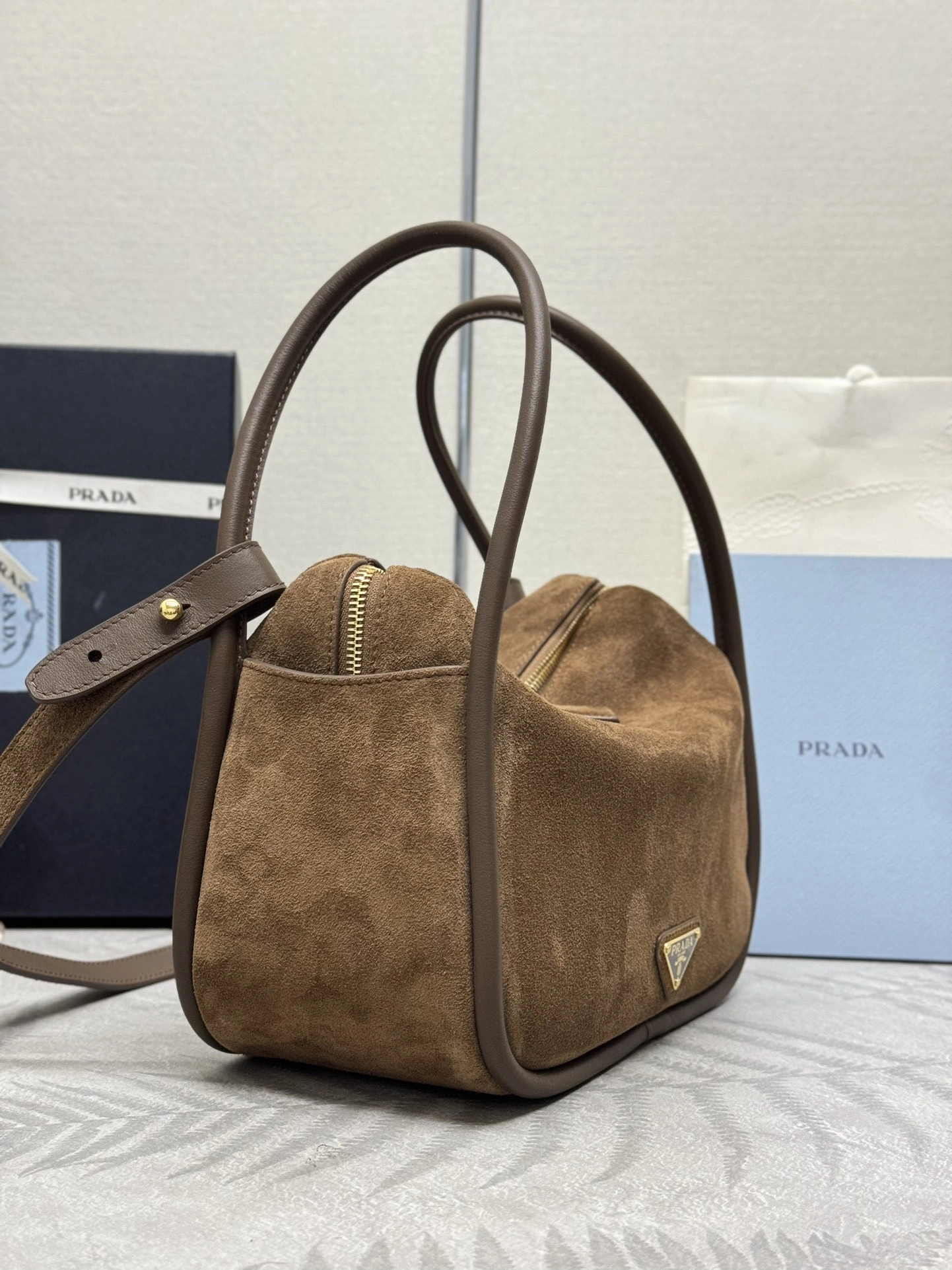 MOMO--Pr141 1BA451_2C4S_F0324_V_OVO high quality version Lindy cowhide item:E-B000K0649