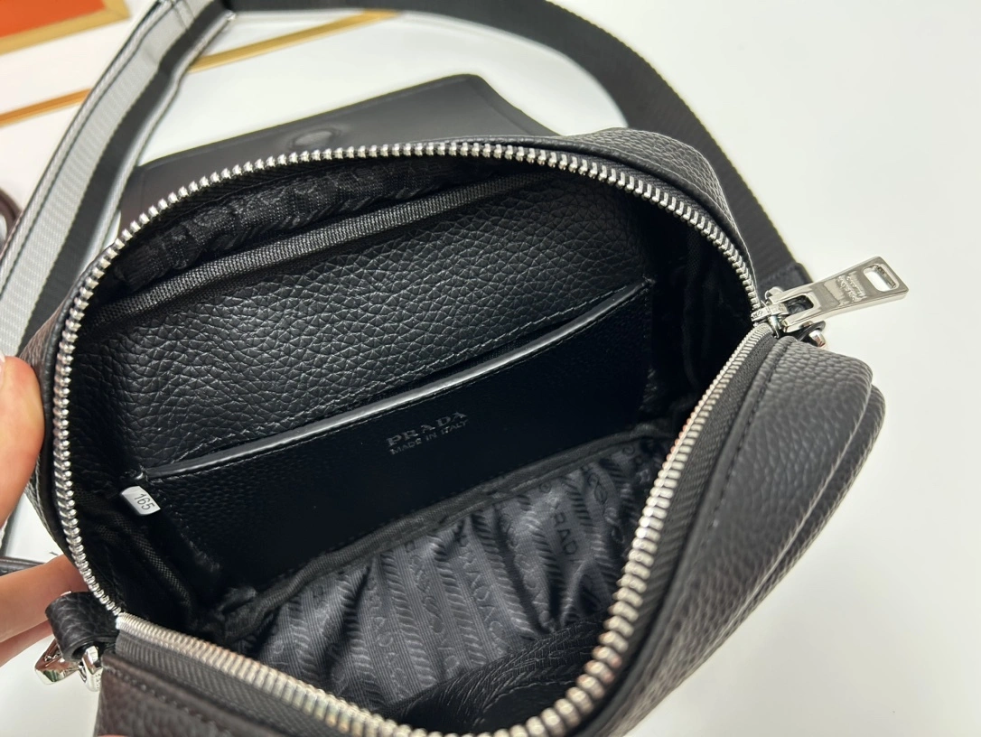 Pr141 1BD331_2DKV_F0002 cowhide item:DT-B225E2019