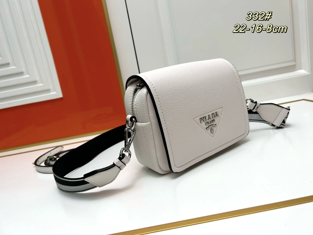 Pr141 1BD331_2DKV_F0009_V_3OO cowhide item:DT-B225E2020