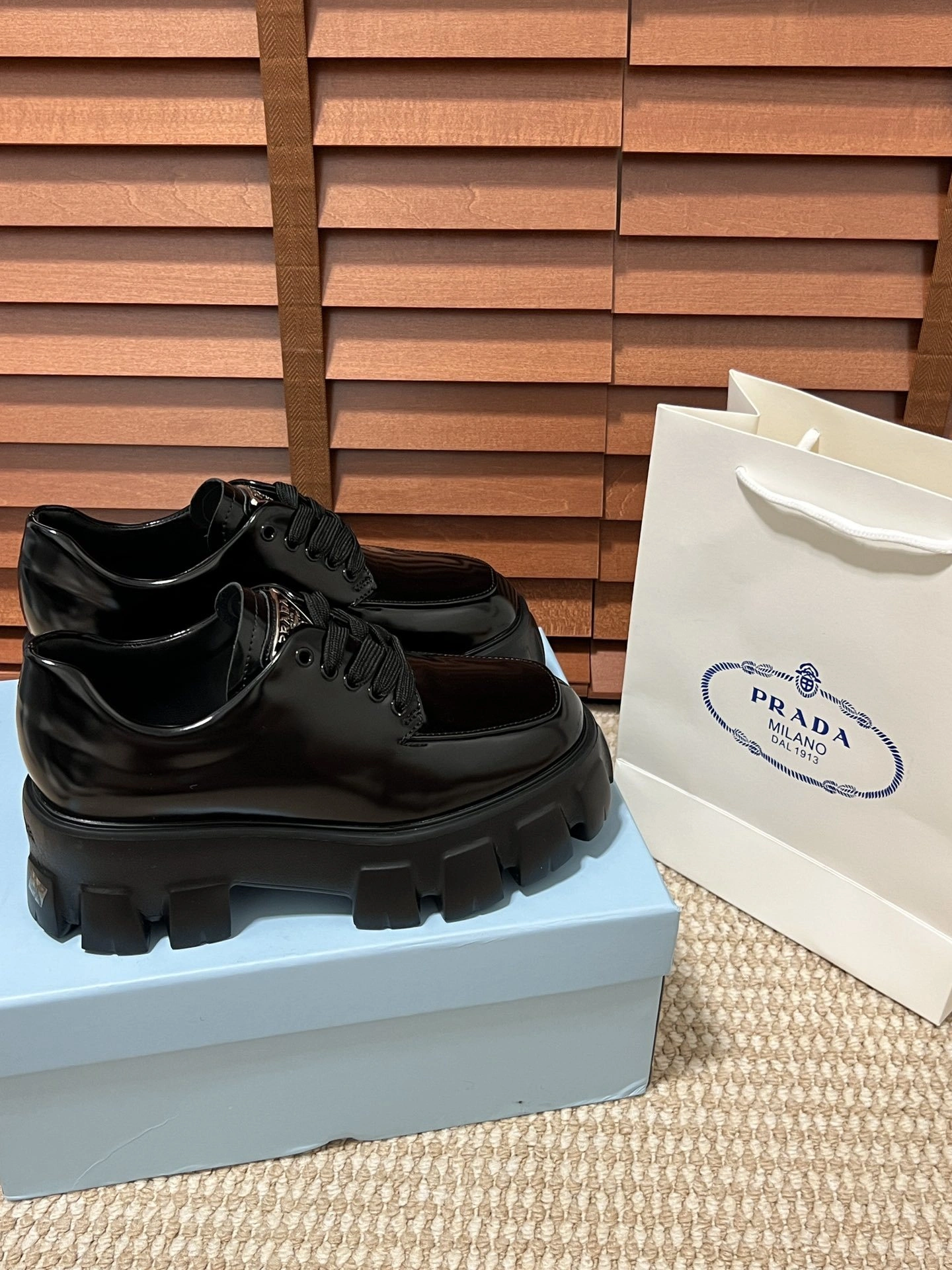 Pr141 1E255N_B4L_F0002_F_B055 Heel height：6CM cowhide item:ET-X234E0710W
