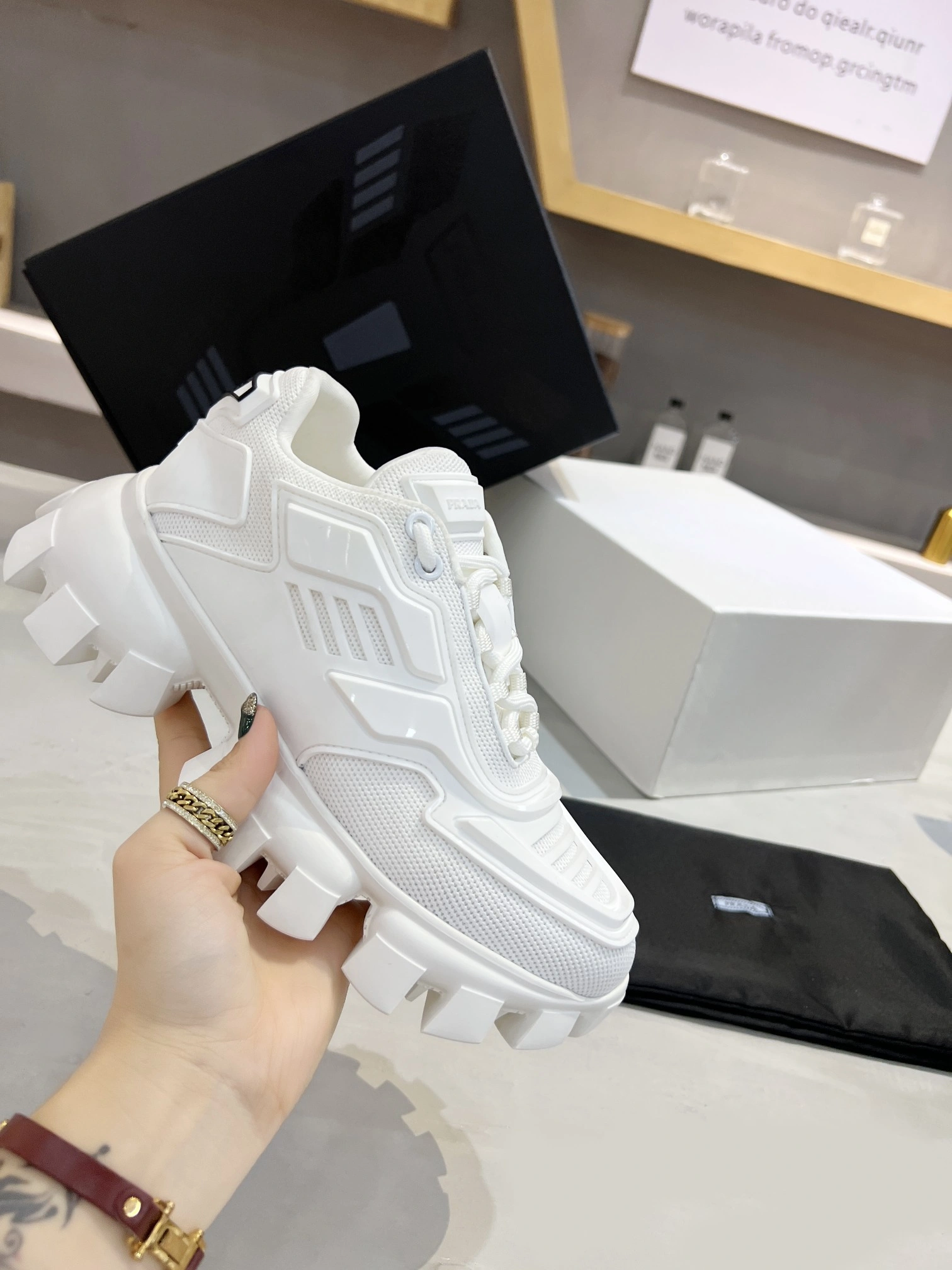 Pr141 2EG293_3KZU_F0009 sheepskin Heel height：5CM item:DT-X543I0409