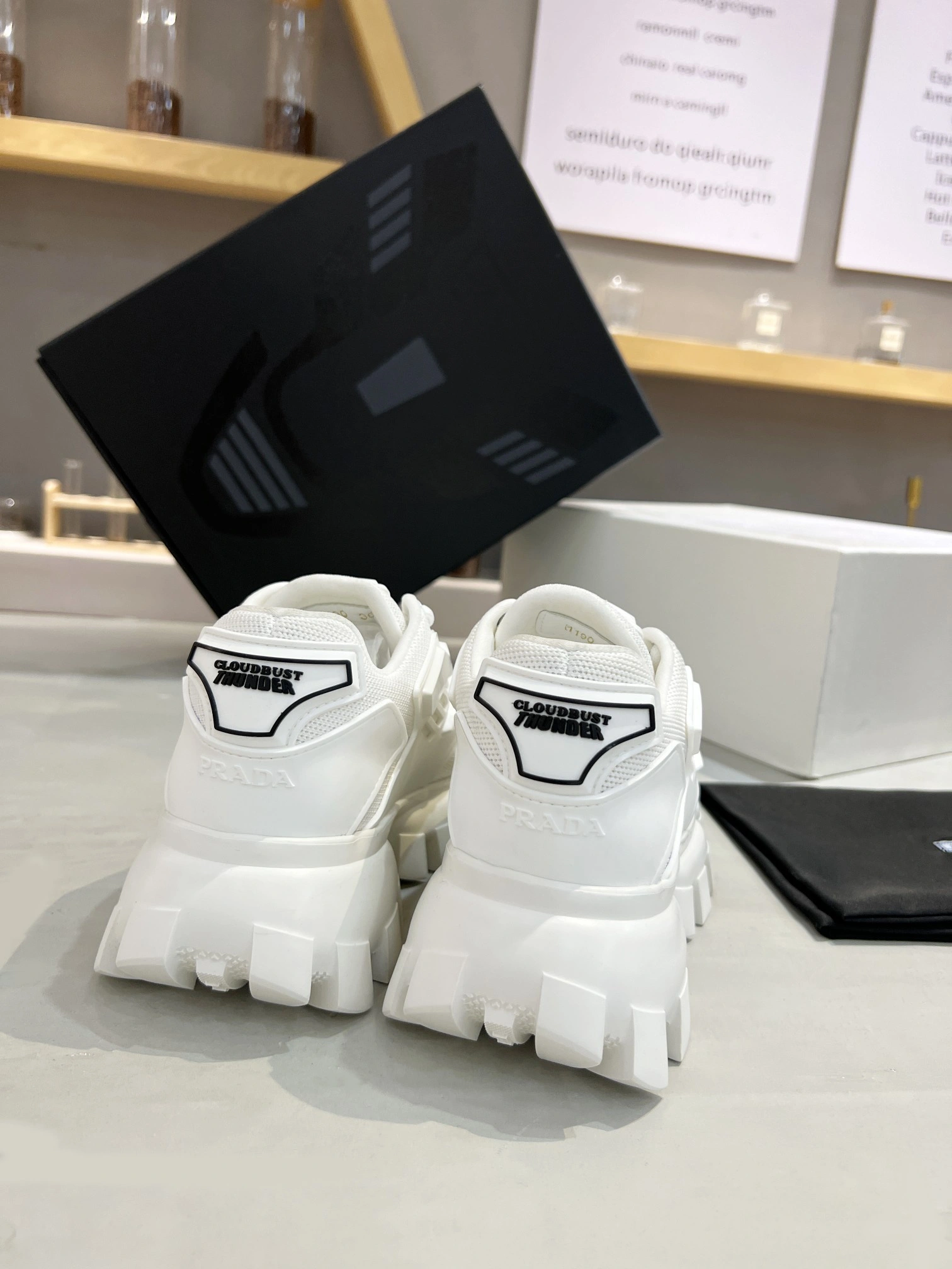 Pr141 2EG293_3KZU_F0009 sheepskin Heel height：5CM item:DT-X543I0409