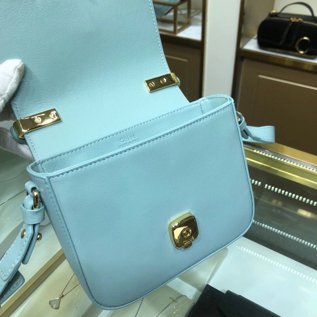 S1160 “C”bag ，cowhide item:B-B070B1123