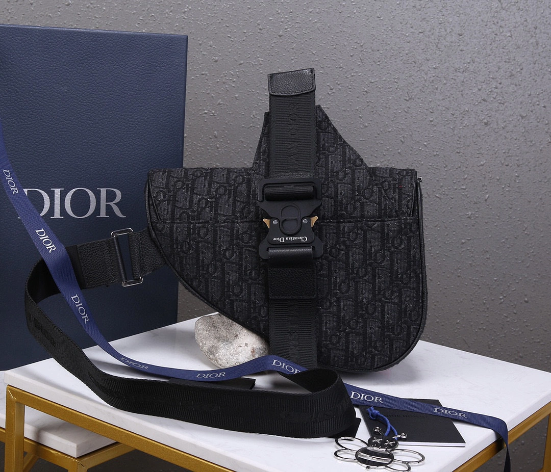 &Saddle Bag 1ADPO093YKY_H00N item : C-B350B5367T