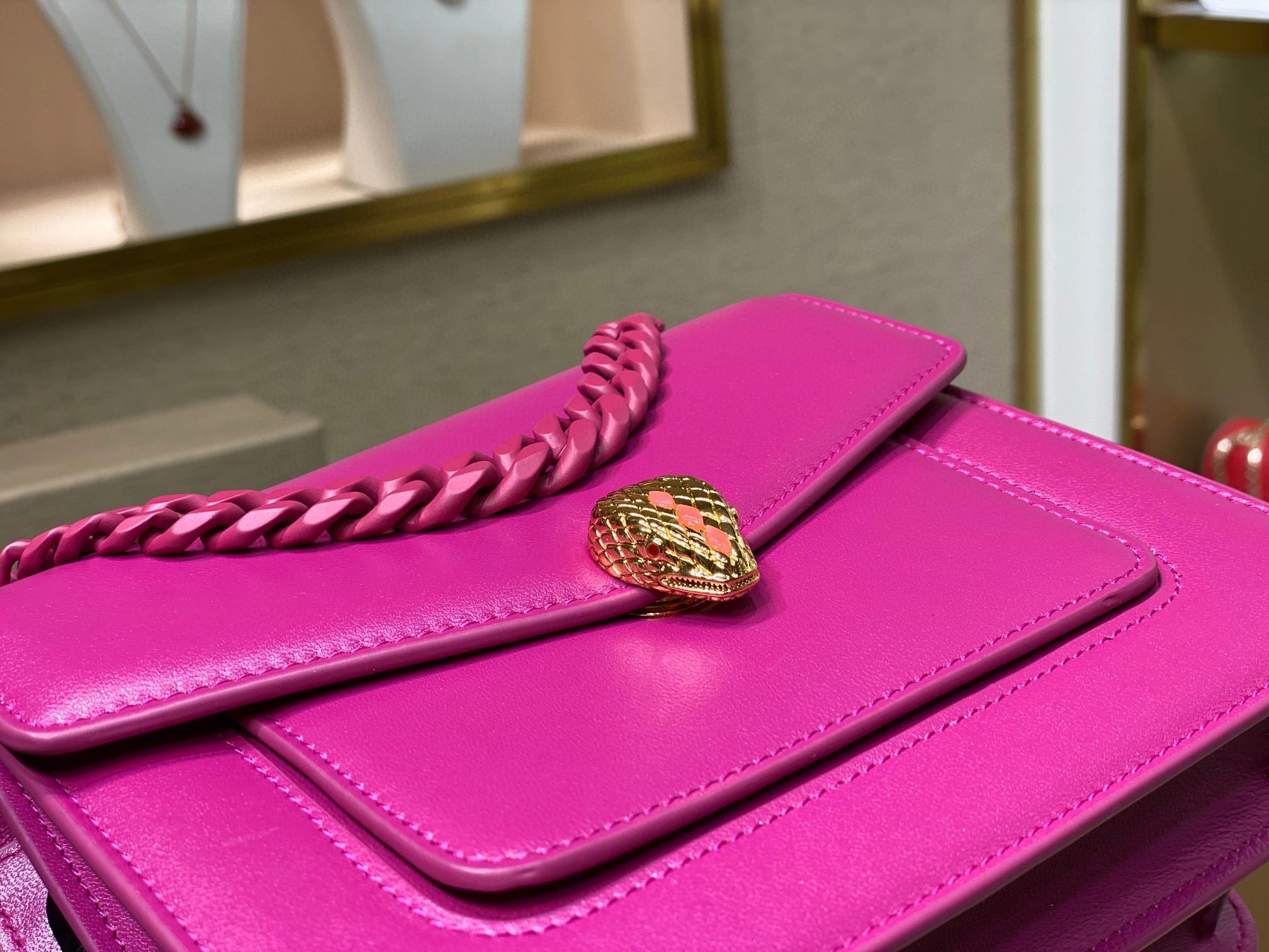 Serpenti Forever item:B-B563B0606