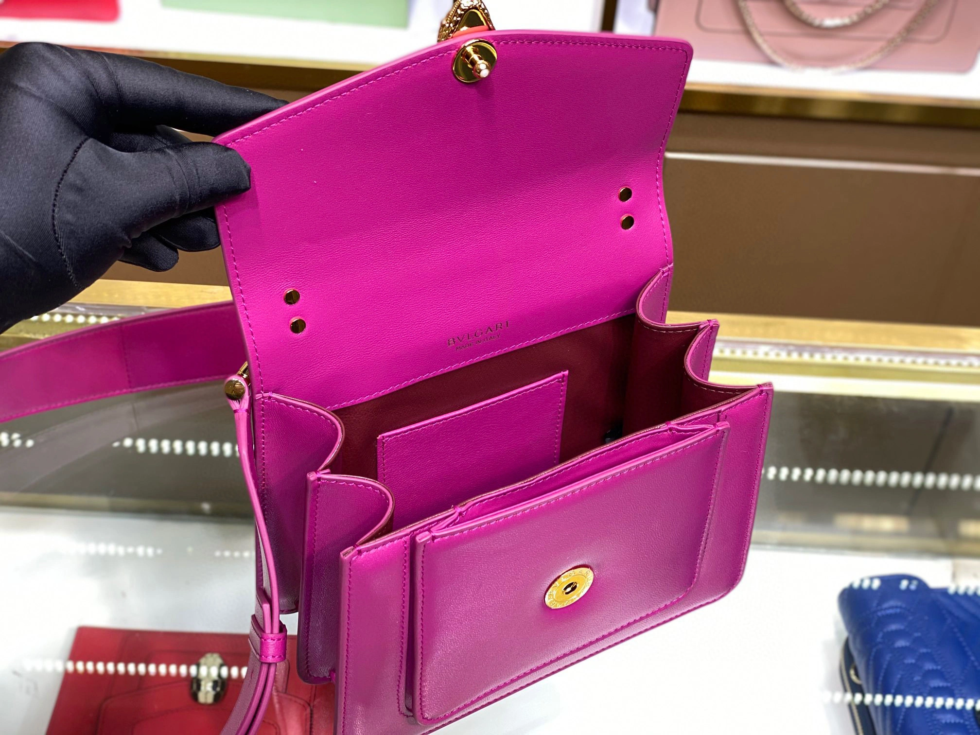 Serpenti Forever item:B-B563B0606