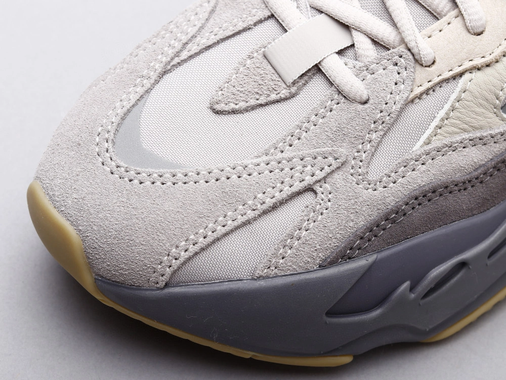 &Sneaker3a- FU7914 item : A-X05L1411W