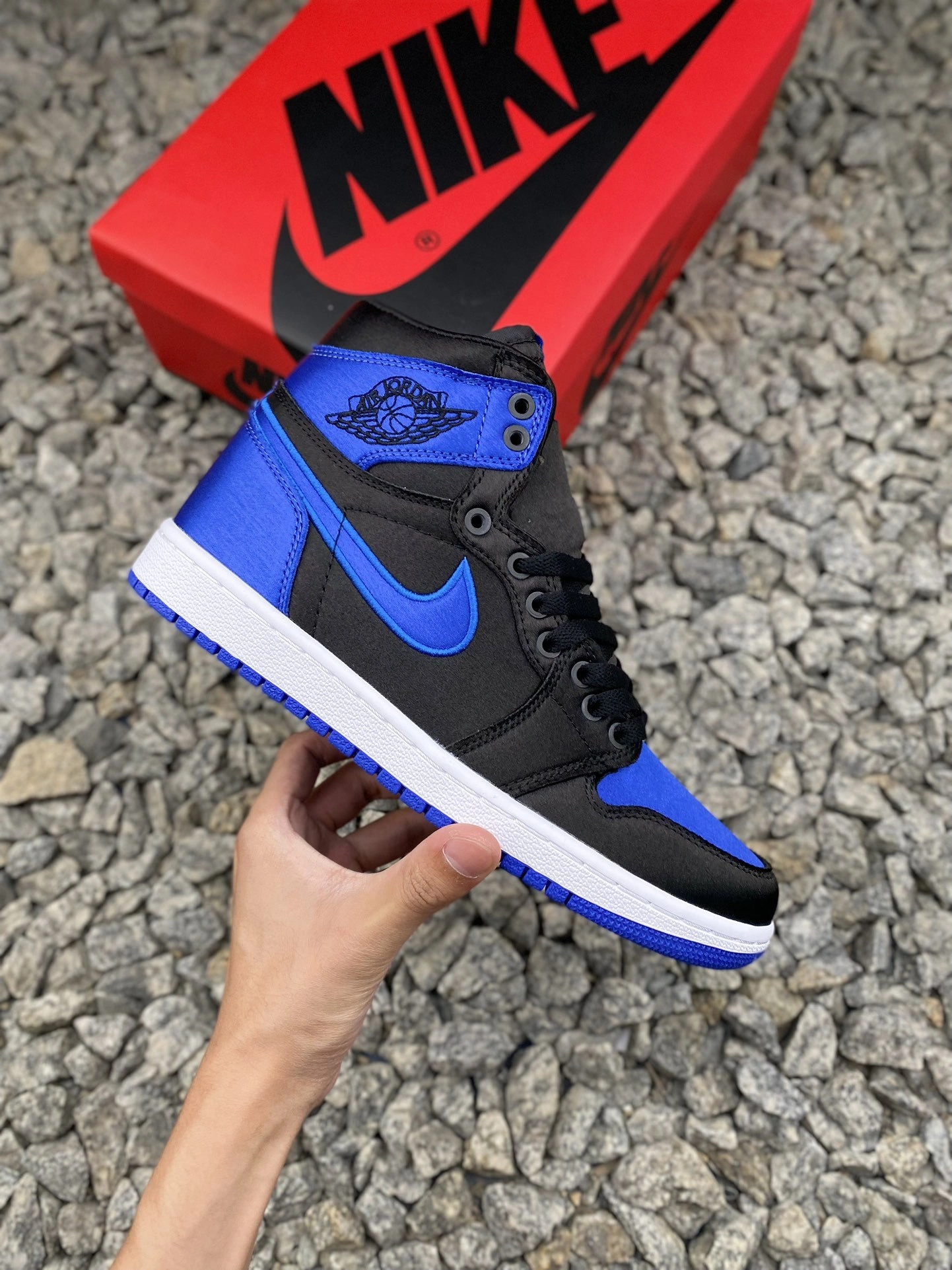 Sneakers3a-- 921193-007 item: C-X578L1213V