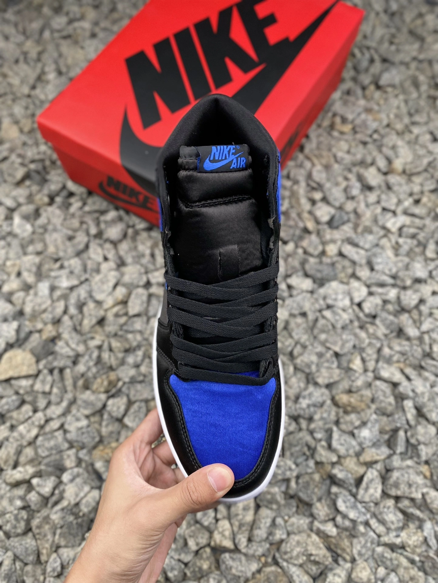 Sneakers3a-- 921193-007 item: C-X578L1213V