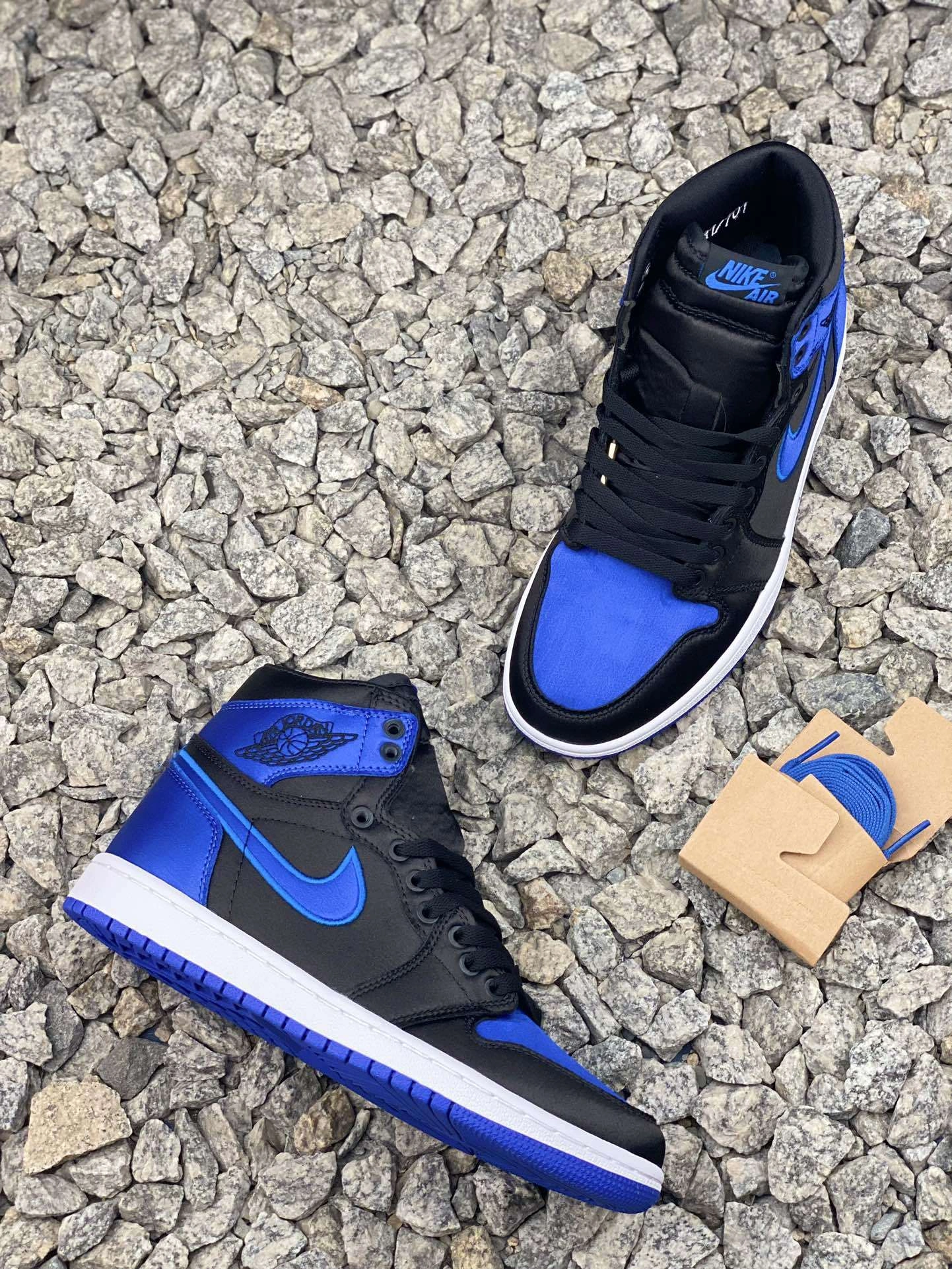 Sneakers3a-- 921193-007 item: C-X578L1213V