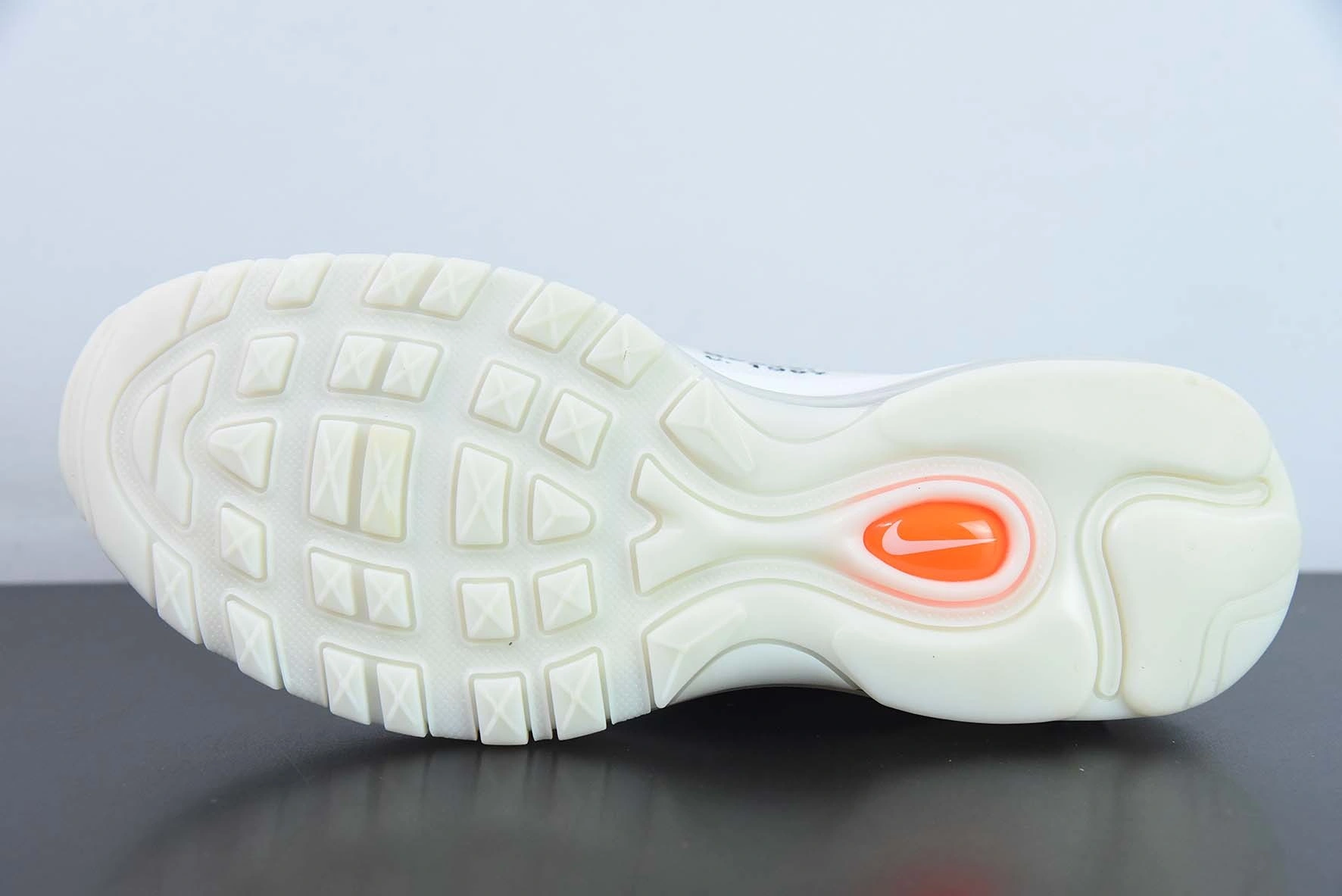 &Sneakers3a-- AJ4585-100 item: D-X575A2499