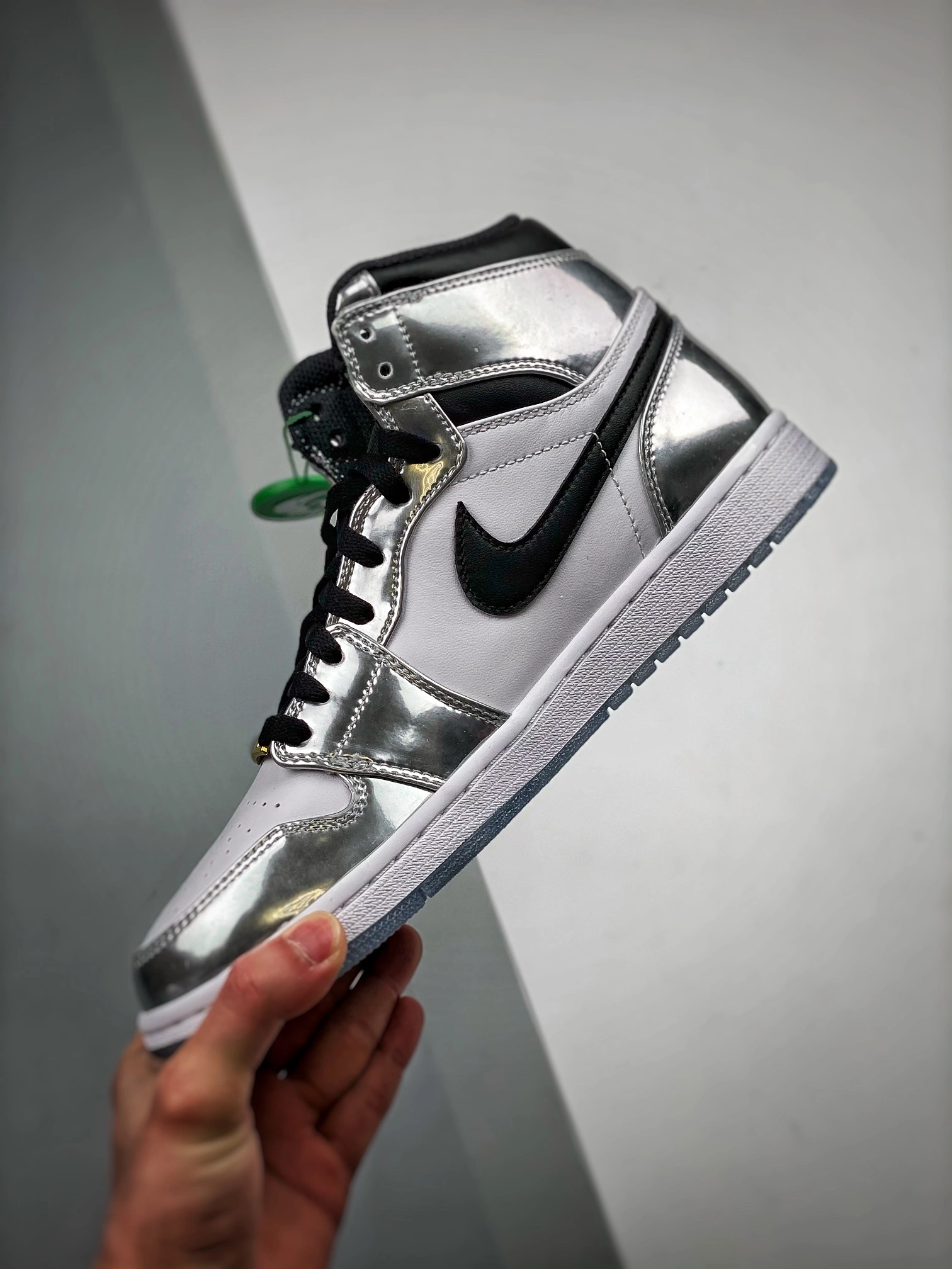 Sneakers3a-- AQ7476-016 item: C-X000L1211V