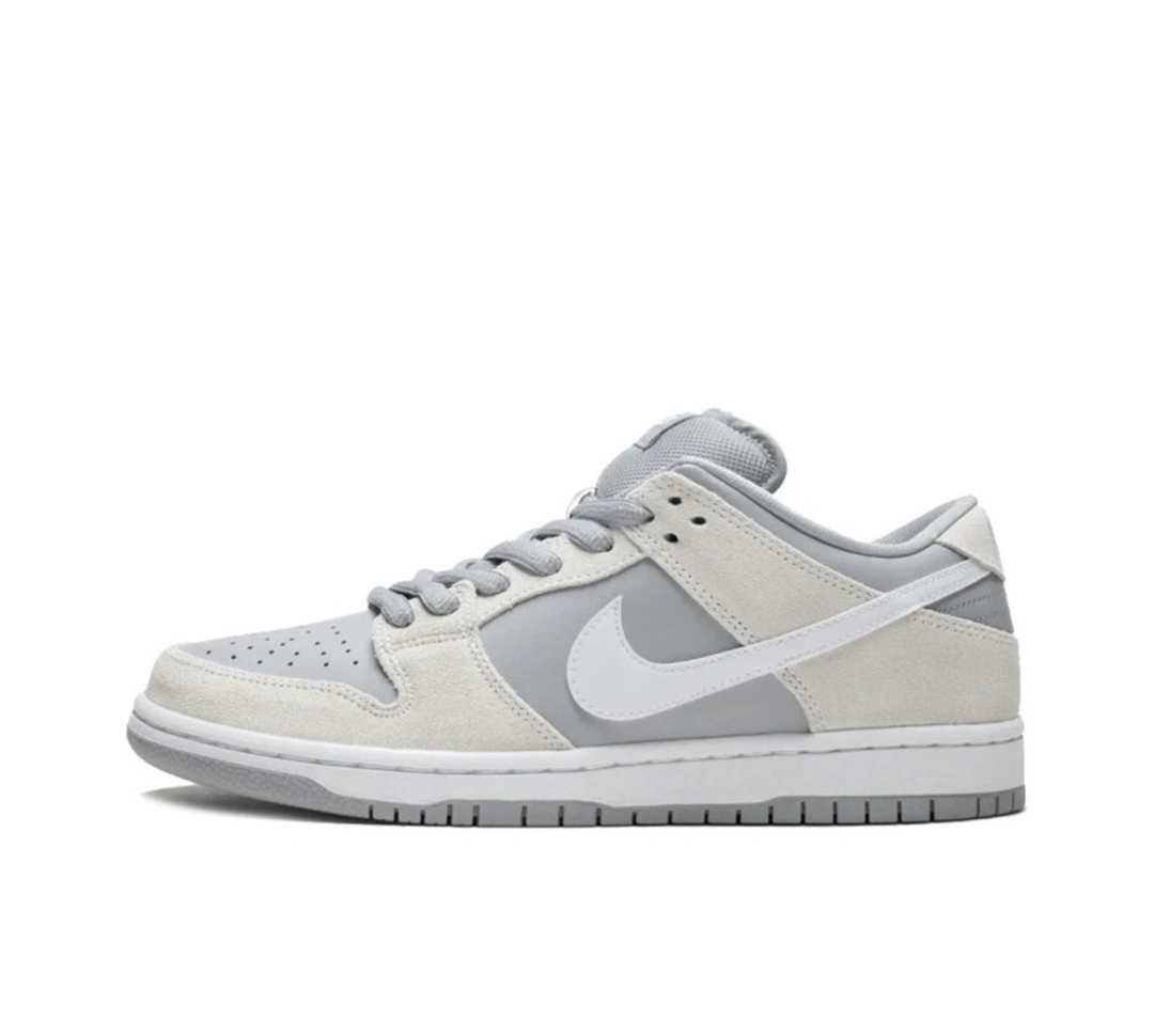 Sneakers3a-- AR0778-110 item: D-X319A2528