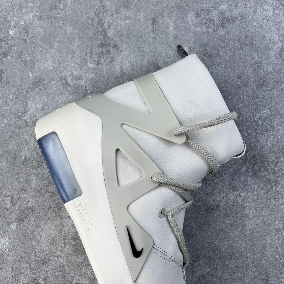 Sneakers3a-- AR4237-002 item: D-X000A2608