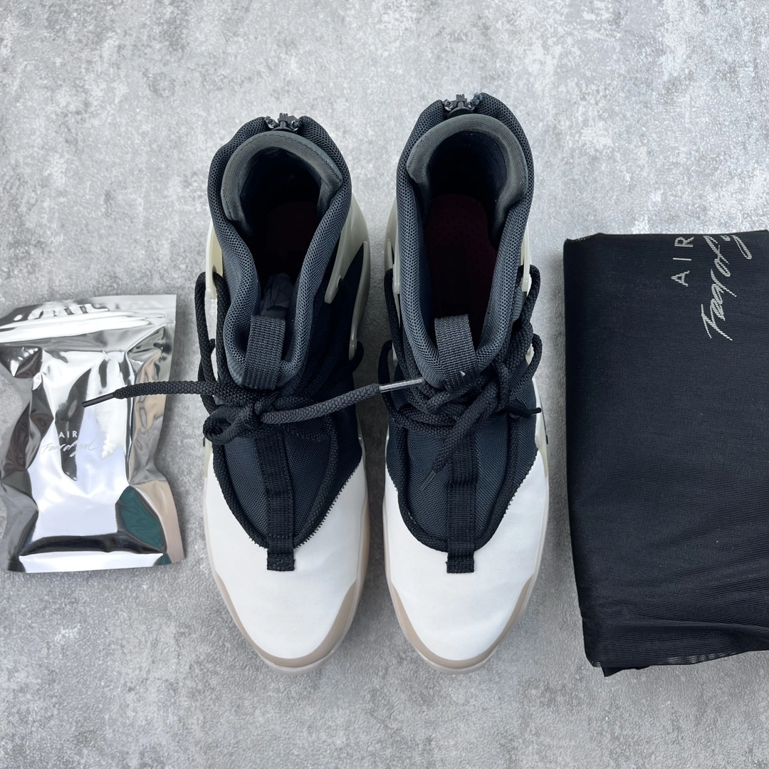Sneakers3a-- AR4237-902 item: D-X000A2511