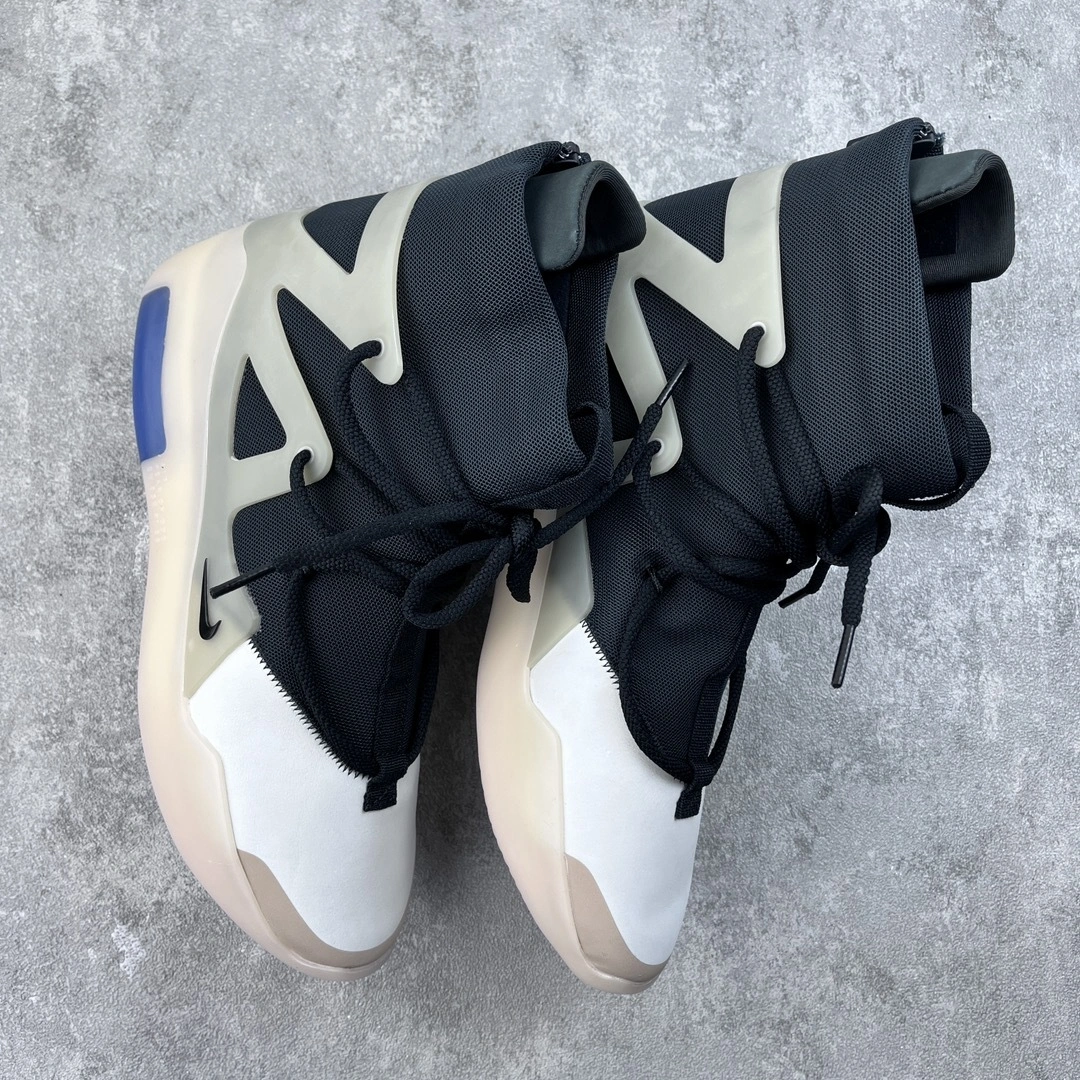 Sneakers3a-- AR4237-902 item: D-X000A2511