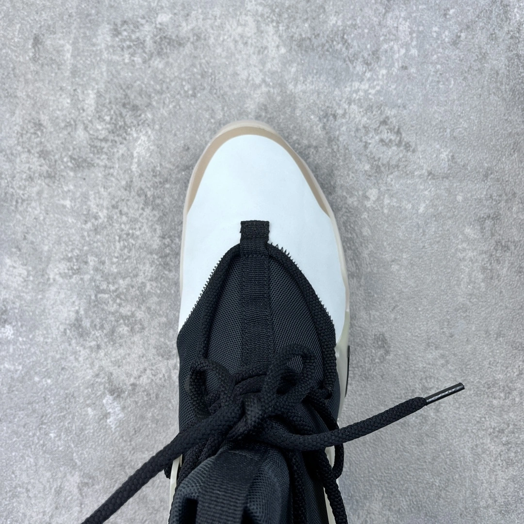 Sneakers3a-- AR4237-902 item: D-X000A2511
