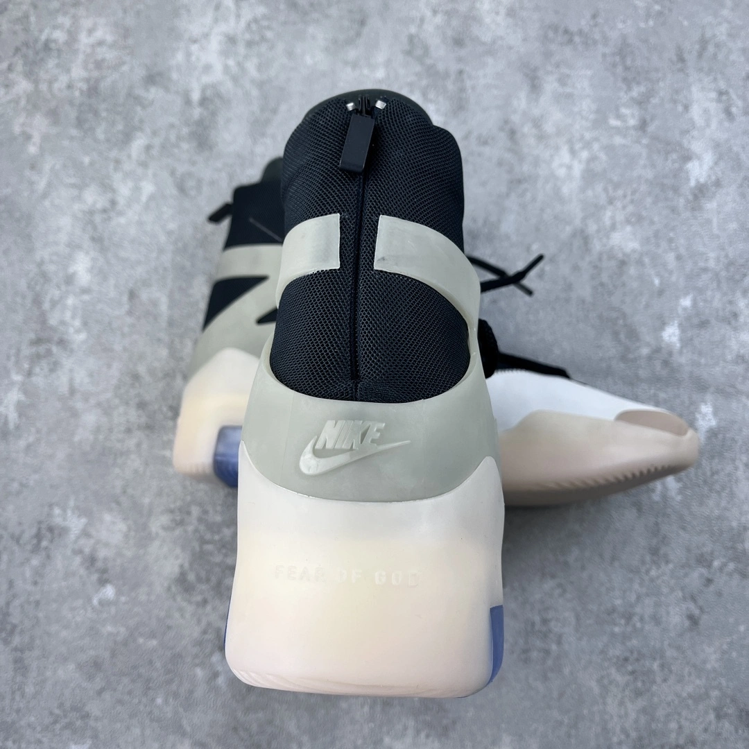 Sneakers3a-- AR4237-902 item: D-X000A2511