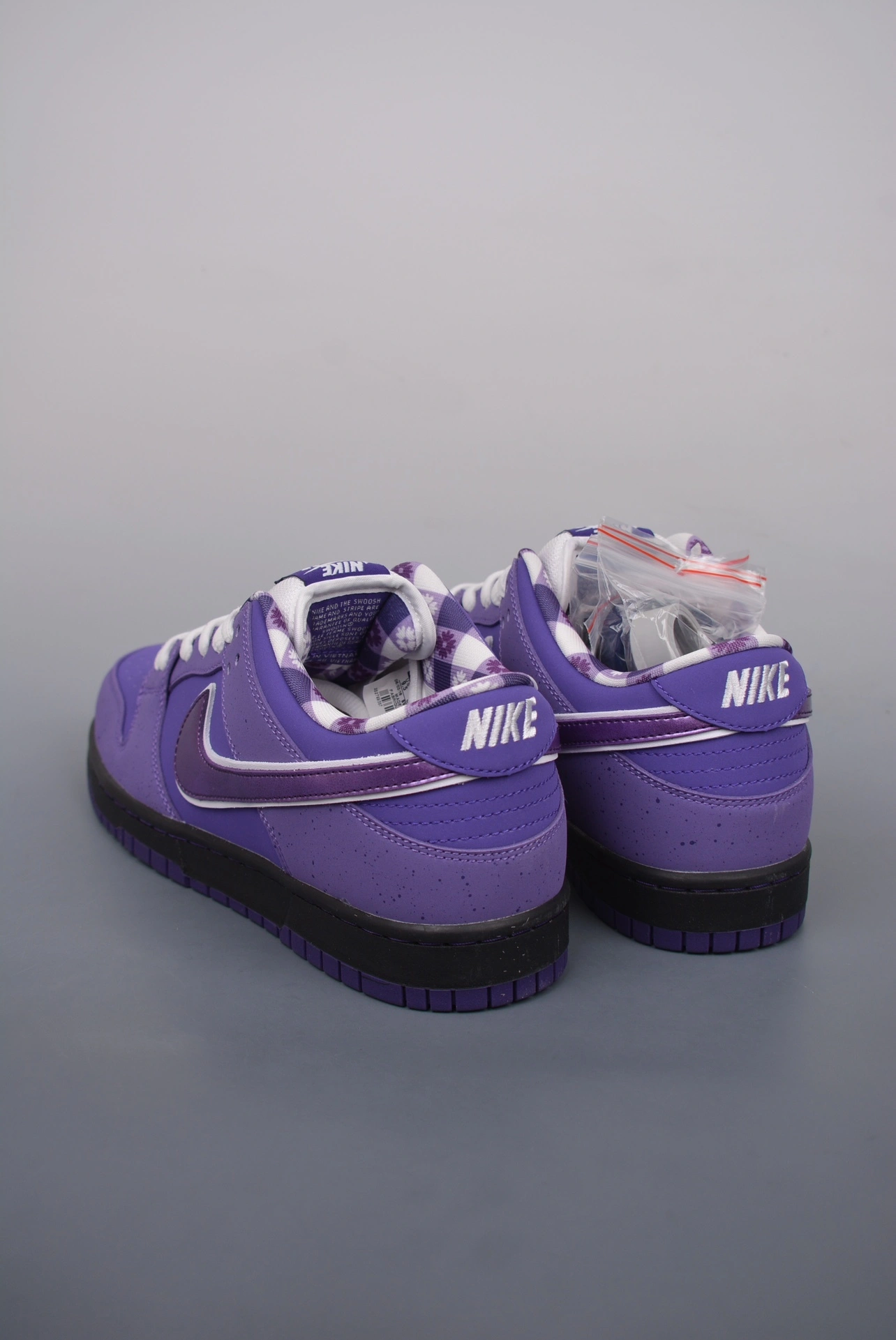 Sneakers3a-- BV1310-555 item: D-X167A2568