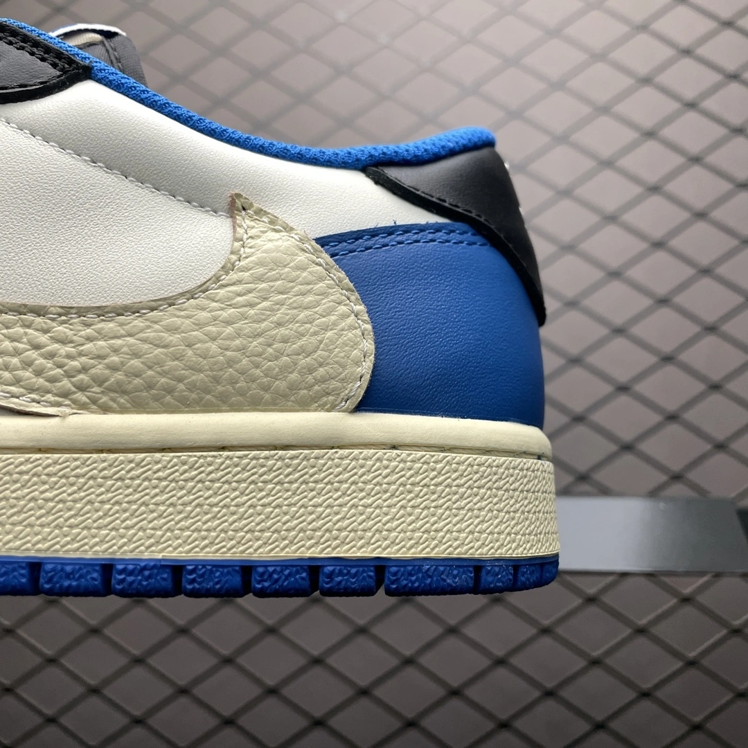 Sneakers3a-- DM7866-140 item: C-X167L1210V
