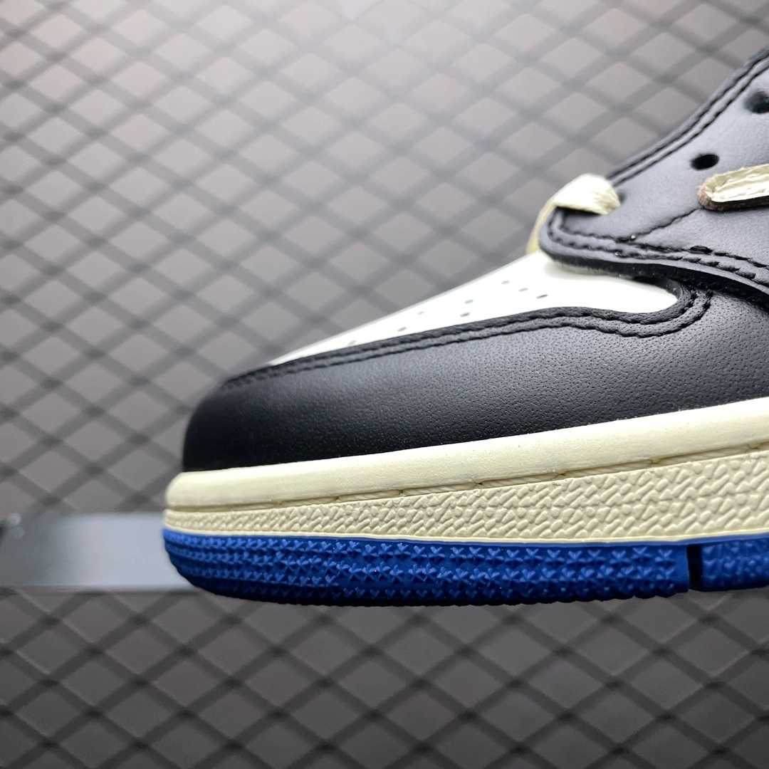 Sneakers3a-- DM7866-140 item: C-X167L1210V