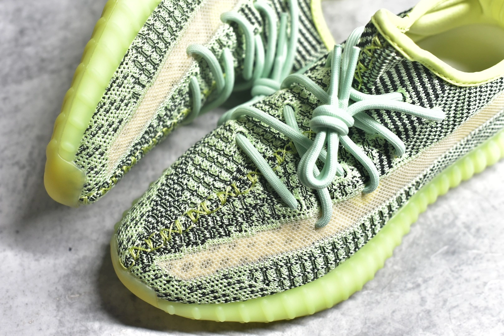 Sneakers3a--350v2 FX4130 item: C-X067K1206