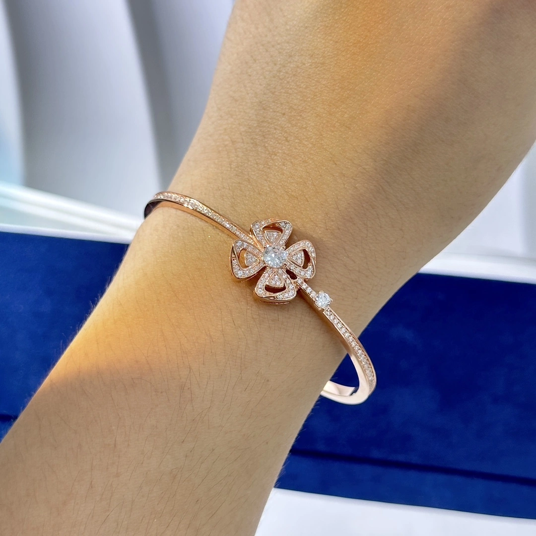 Sparkle Jewelry - 2v861ri B052 S925 Silver item:D-S092L3034
