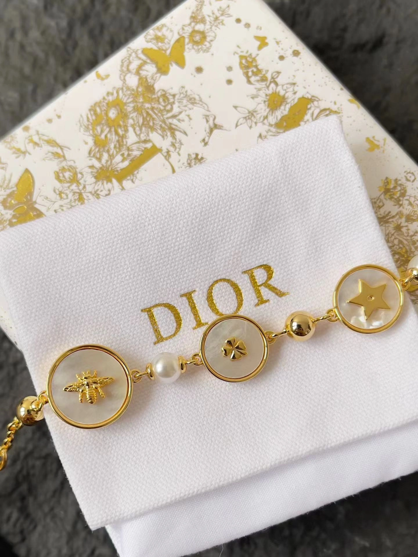Sparkle Jewelry-- 4ior D-Luck bracelet item:E-S392L1371H