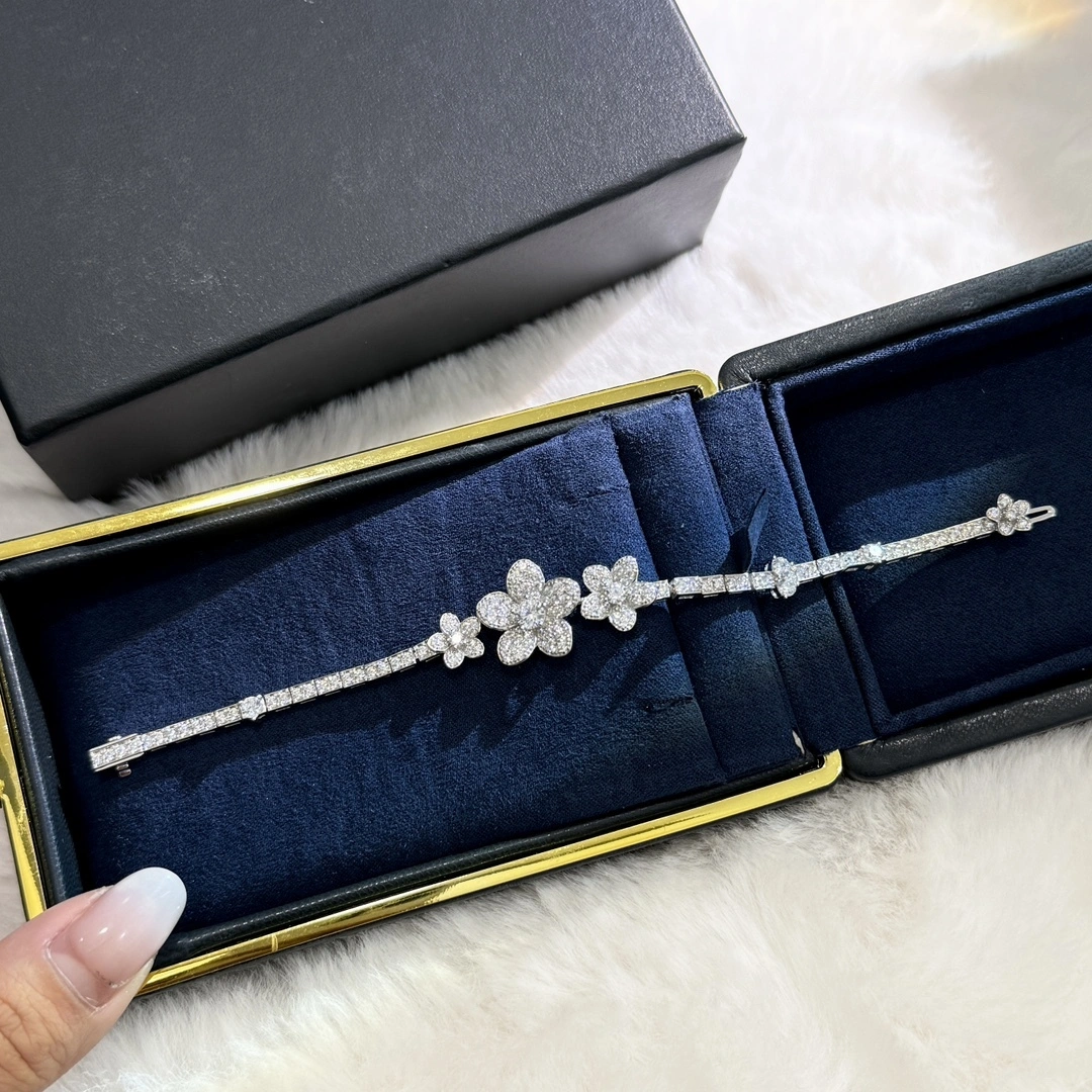 Sparkle Jewelry - 6r1ff A3706 S925 silver item:D-S092L2724