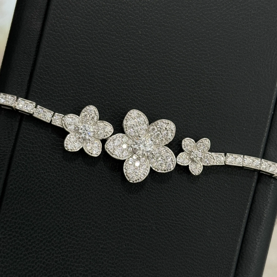Sparkle Jewelry - 6r1ff A3706 S925 silver item:D-S092L2724