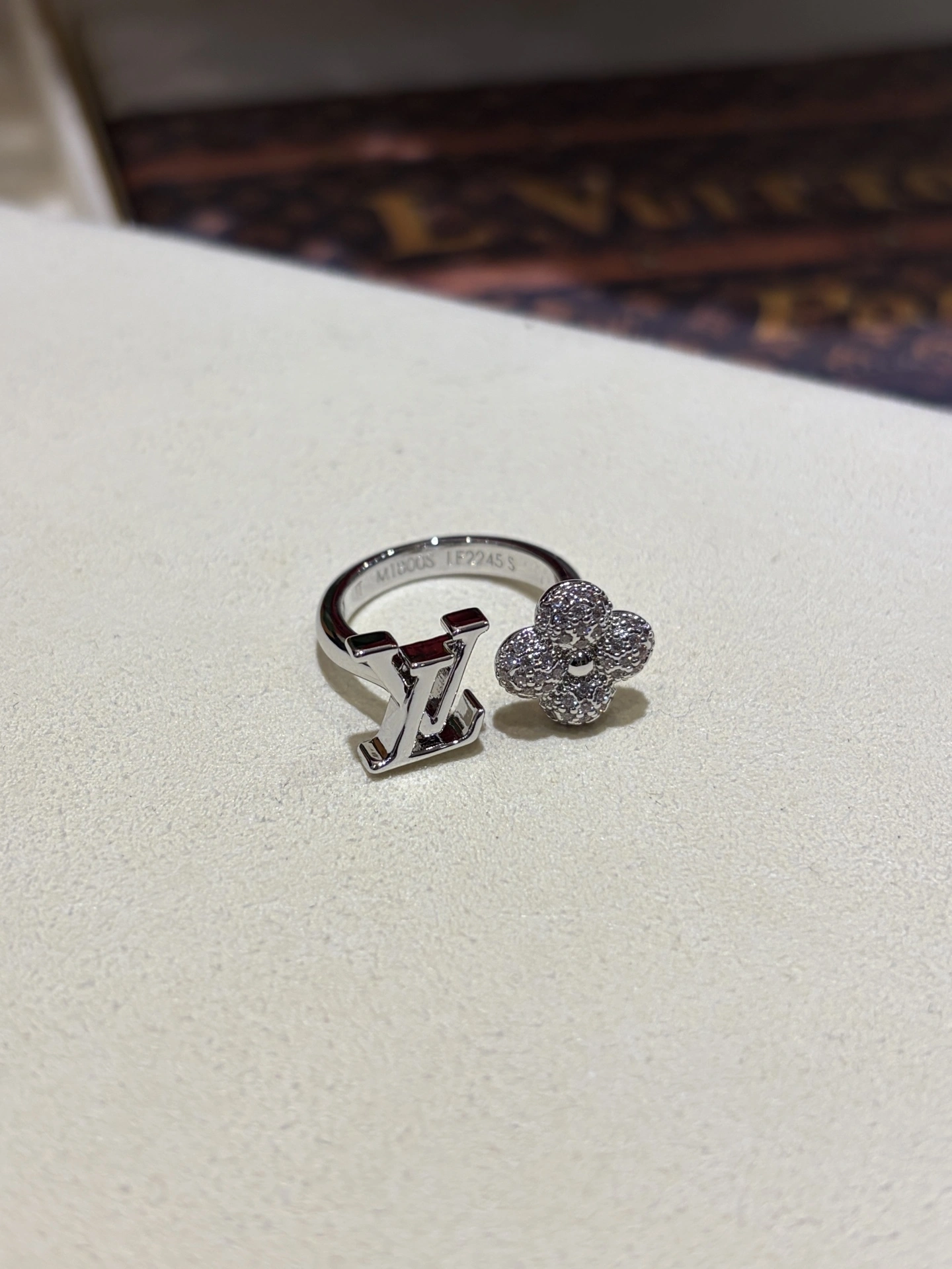 Sparkle Jewelry-- 8V 25ss item:E-S392L1495H