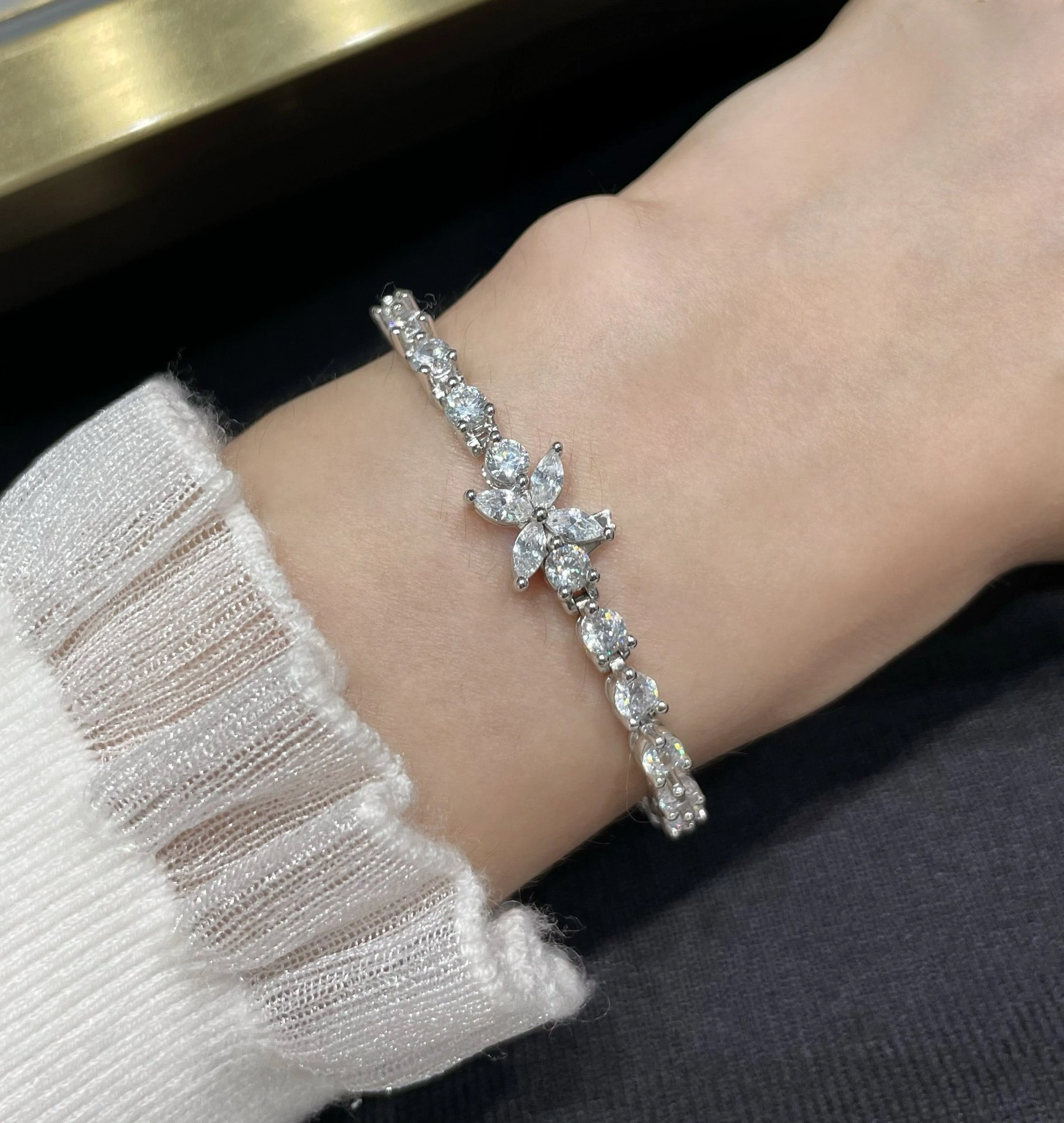 Sparkle Jewelry - Tiff19y&3o S925 Silver item:D-S092L3132