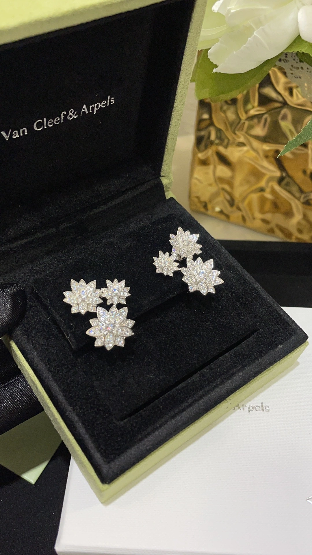 Sparkle jewelry -- 1rp58s Lotus item:D-S392G2520