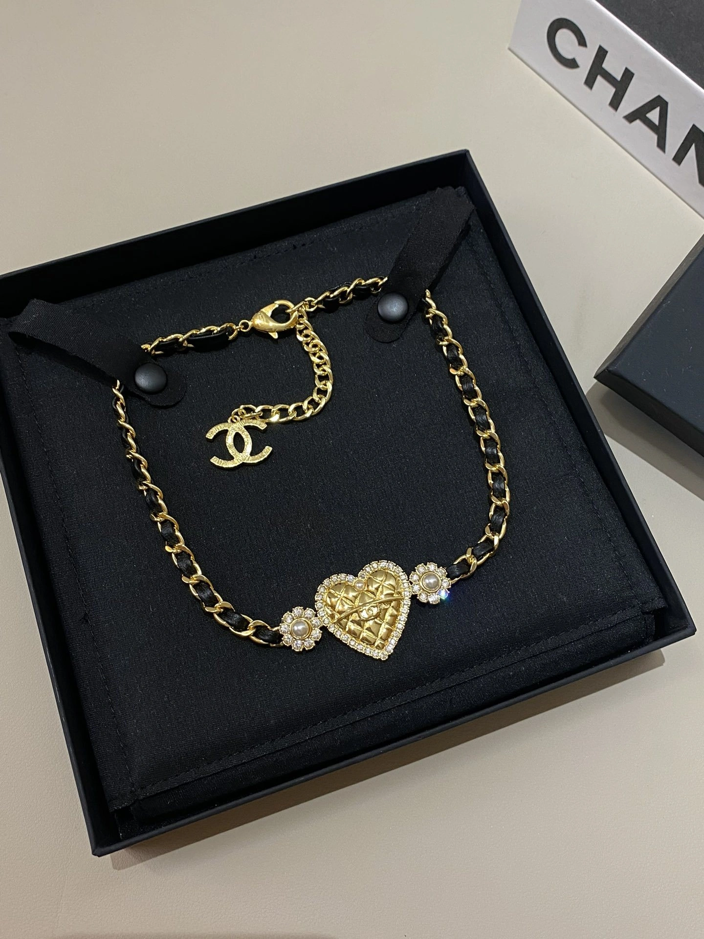 Sparkle jewelry -- 3h1958 chocker item:D-S392G2577