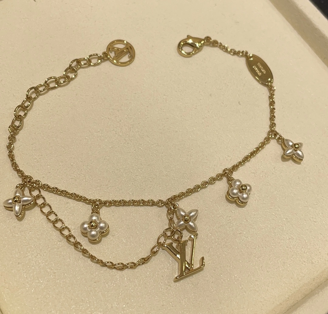 Sparkle jewelry -- 8V Floragram item:D-S392G2516