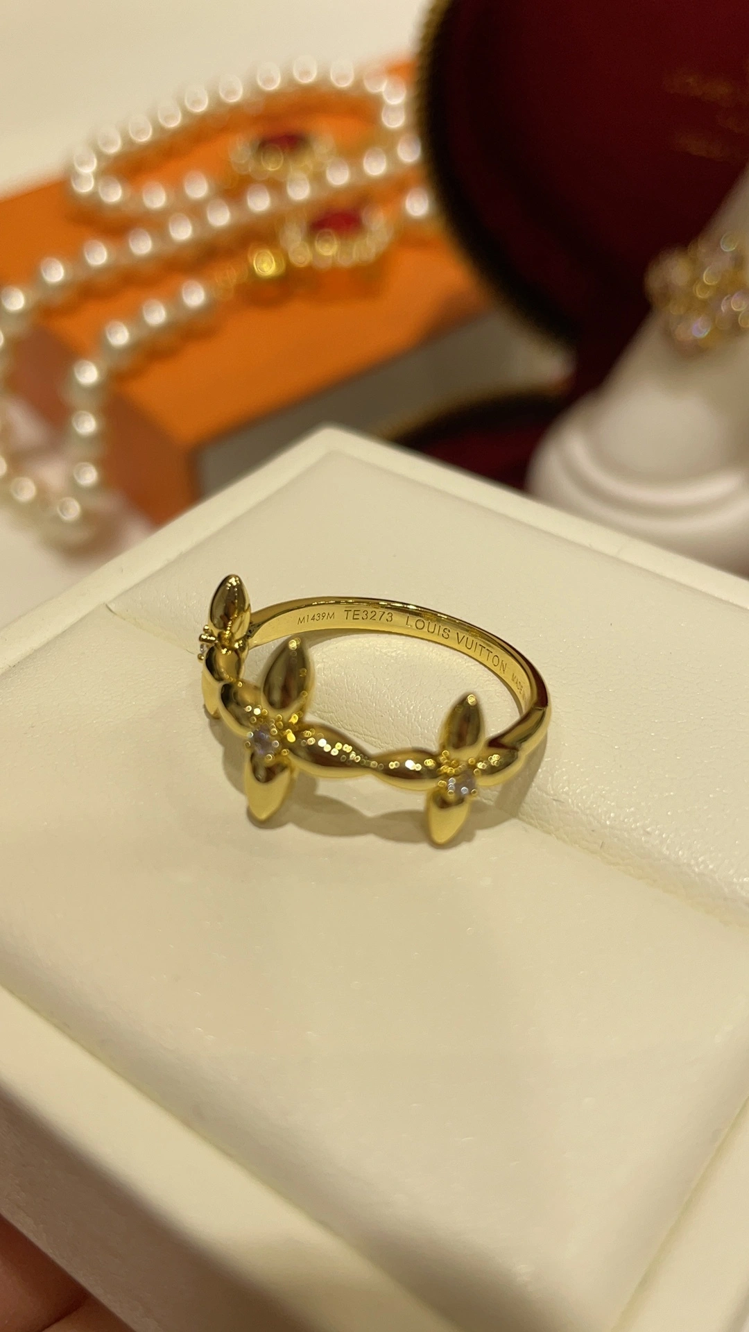 Sparkle jewelry -- 8V item:D-S392G2518