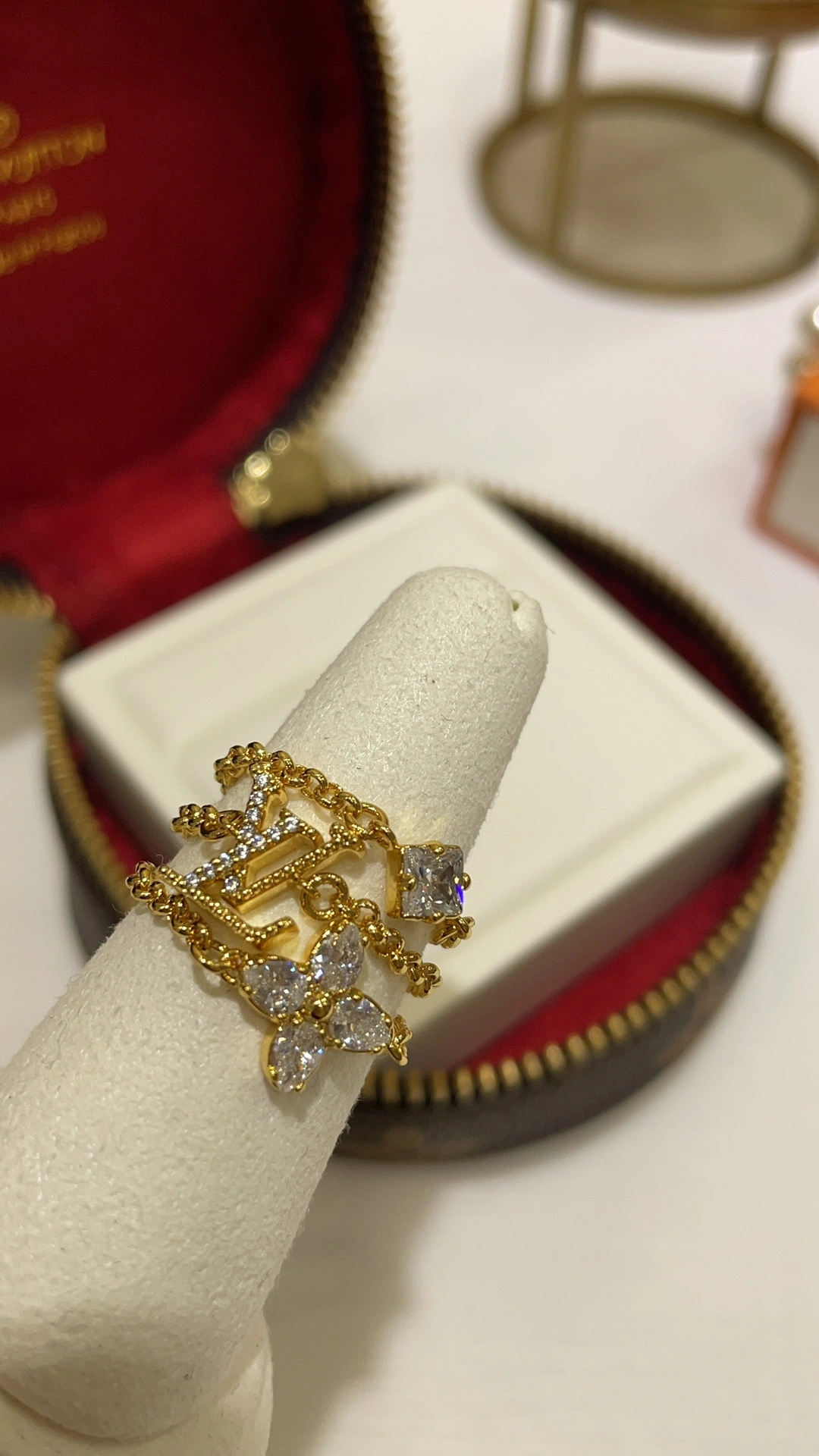 Sparkle jewelry -- 8V item:D-S392G2519